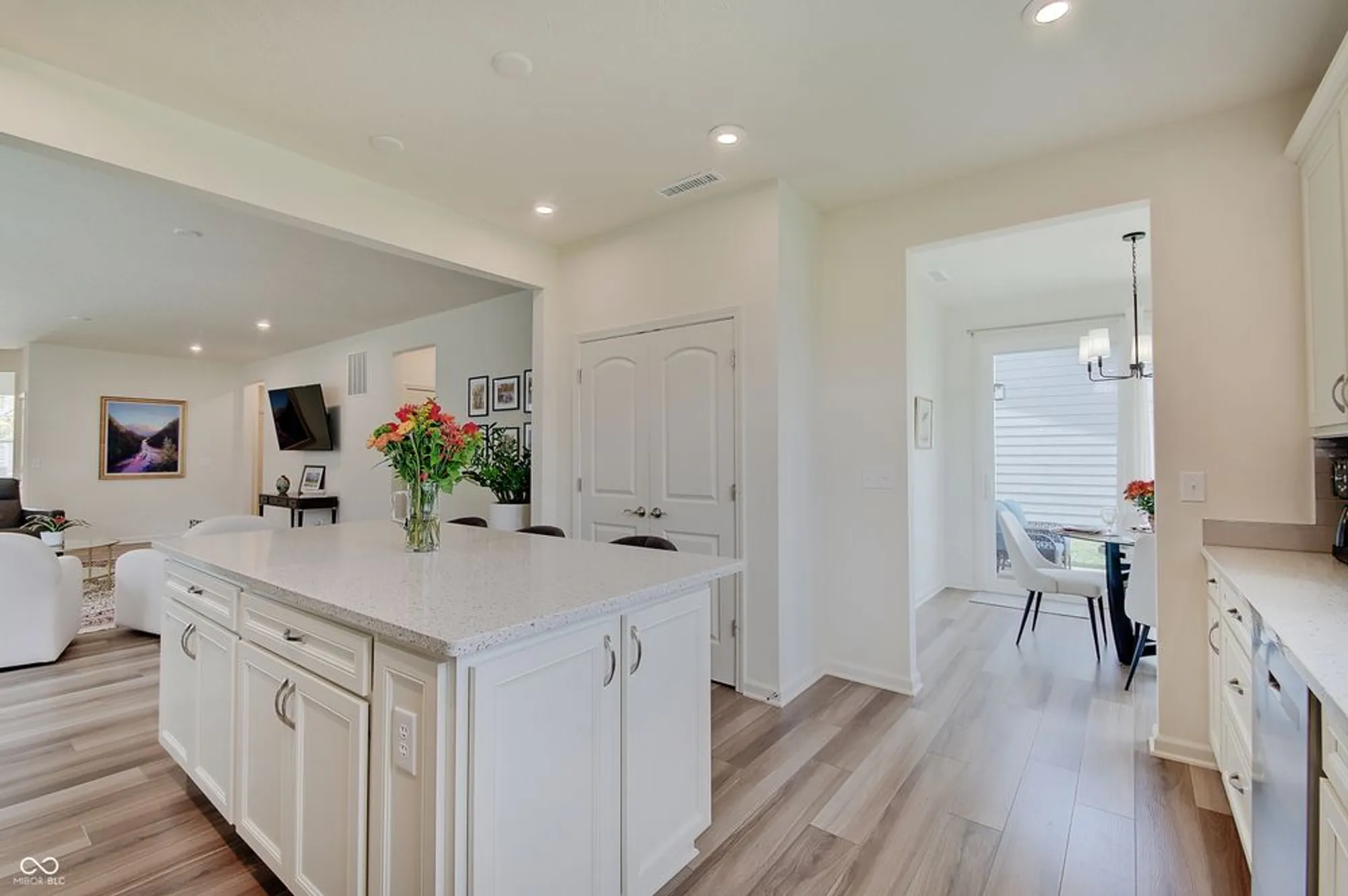 Property Slideshow image 14 of 46 | 2698 old rosebud ln, Westfield, IN, 46074