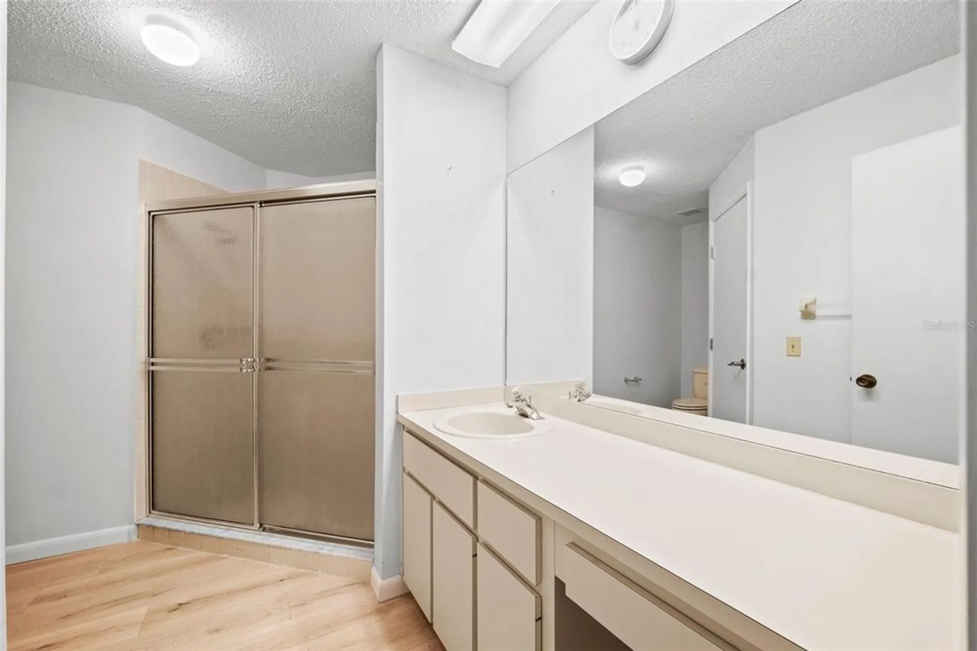 Property Slideshow image 9 of 17 | 4557 glen holw, New Port Richey, FL, 34653