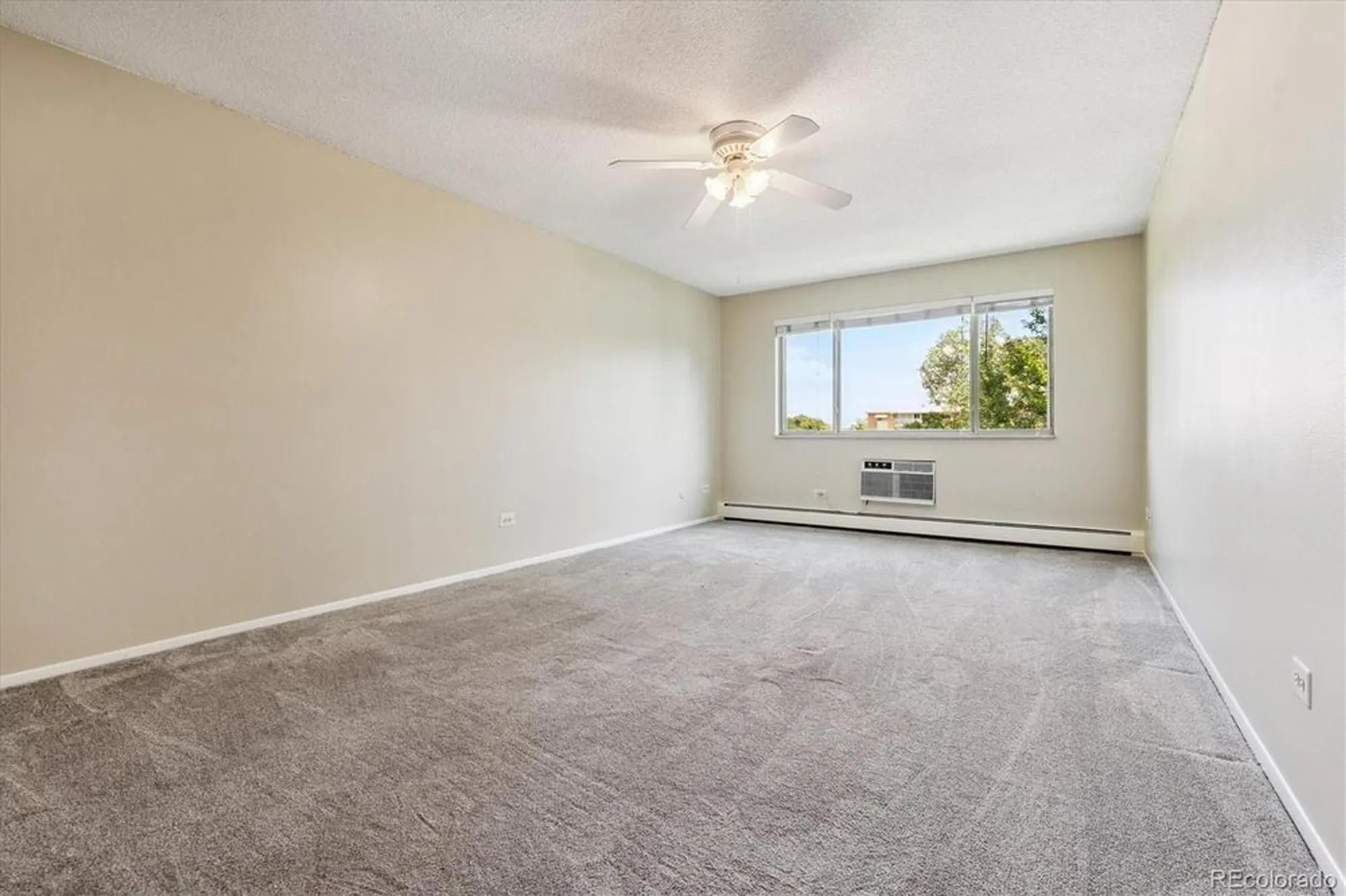 Property Slideshow image 15 of 50 | 605 s alton way apt 9c, Denver, CO, 80247