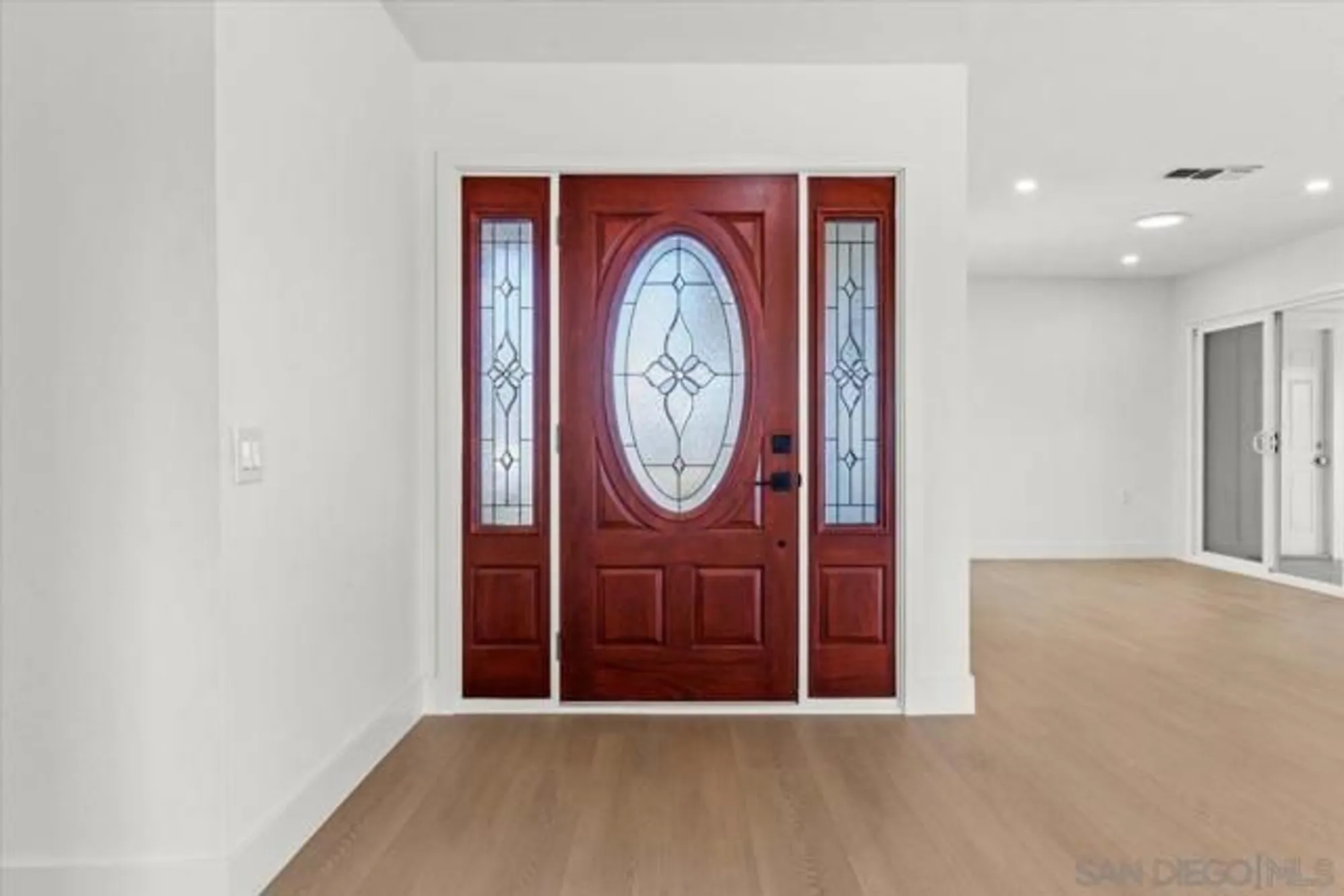 Property Slideshow image 8 of 36 | 16413 roca dr, San Diego, CA, 92128