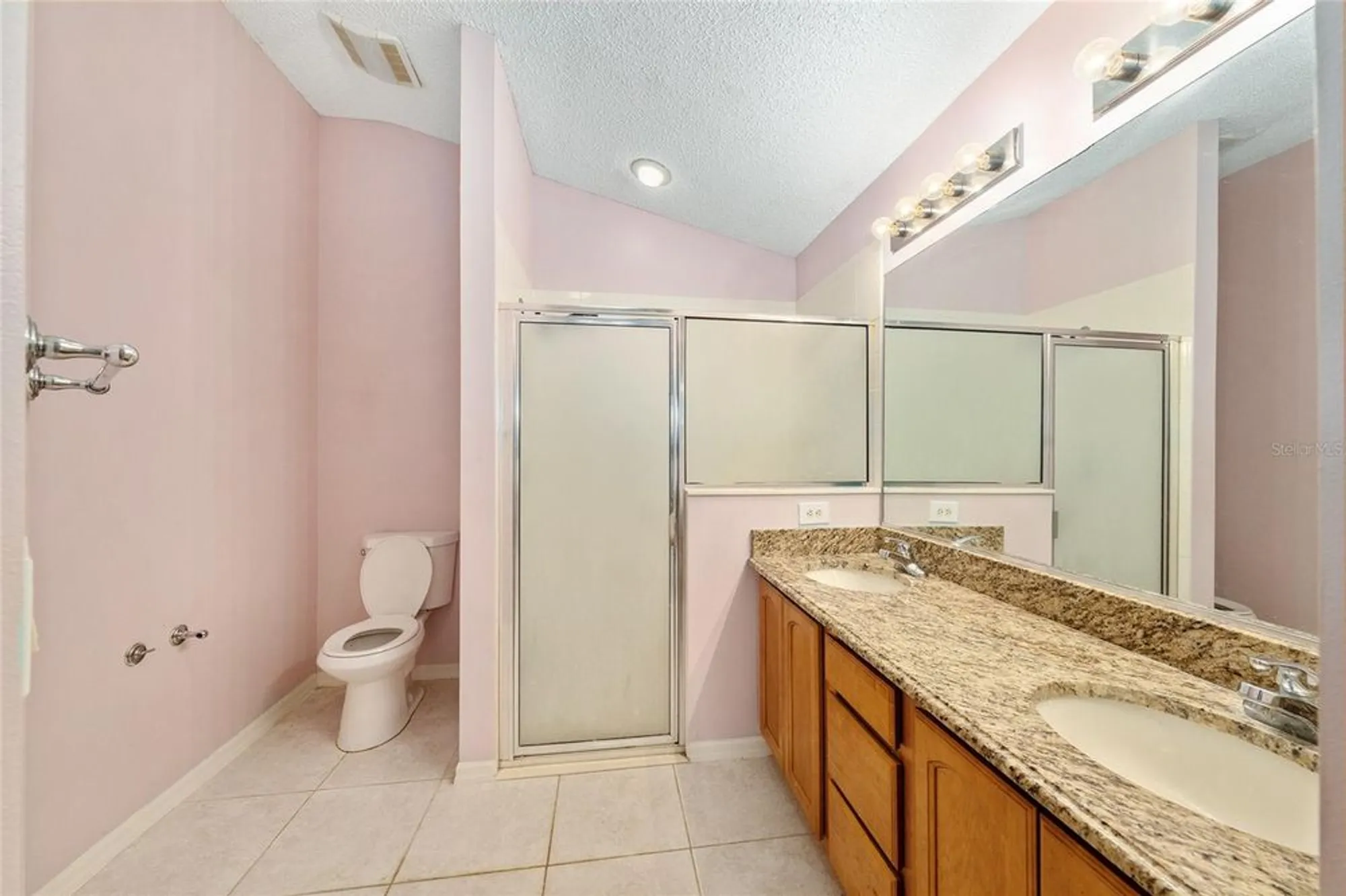 Property Slideshow image 17 of 28 | 1410 natalie ln, The Villages, FL, 32162