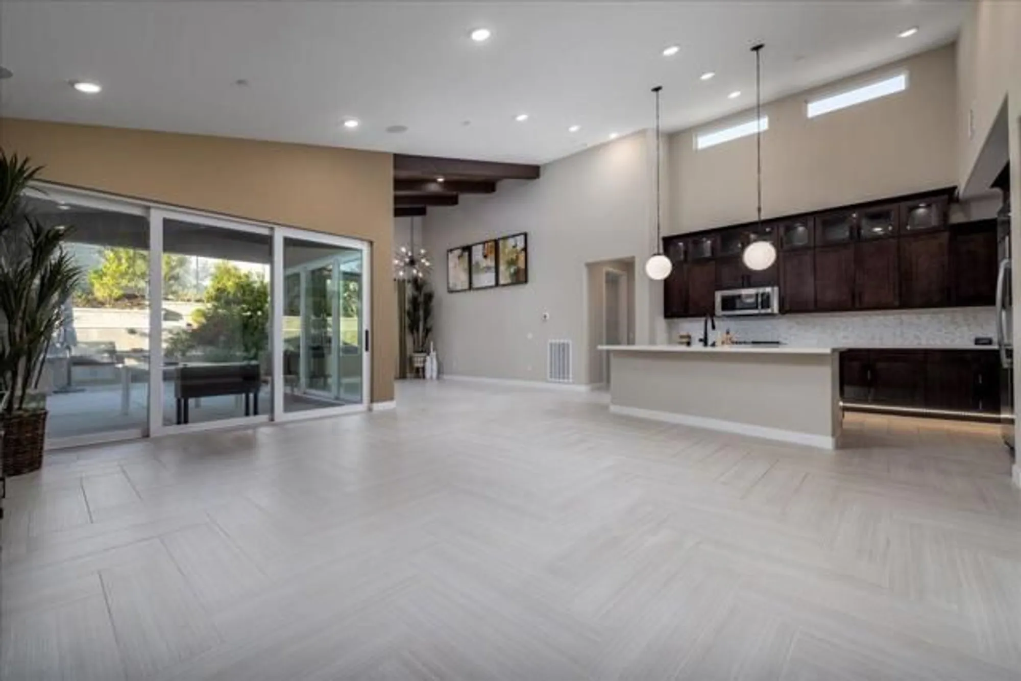 Property Slideshow image 10 of 78 | 1514 overpark ln, Beaumont, CA, 92223