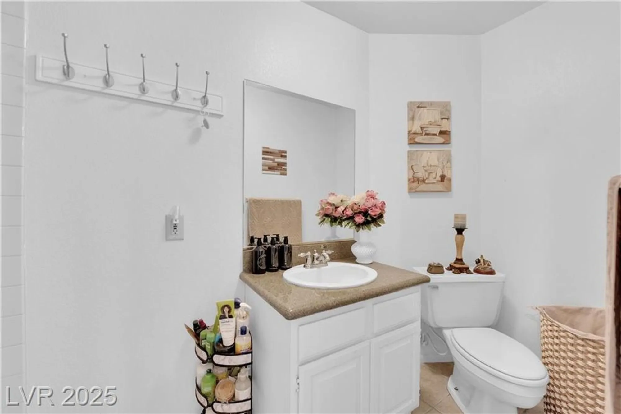 Property Slideshow image 18 of 25 | 2851 s valley view blvd 1132a, Las Vegas, NV, 89102