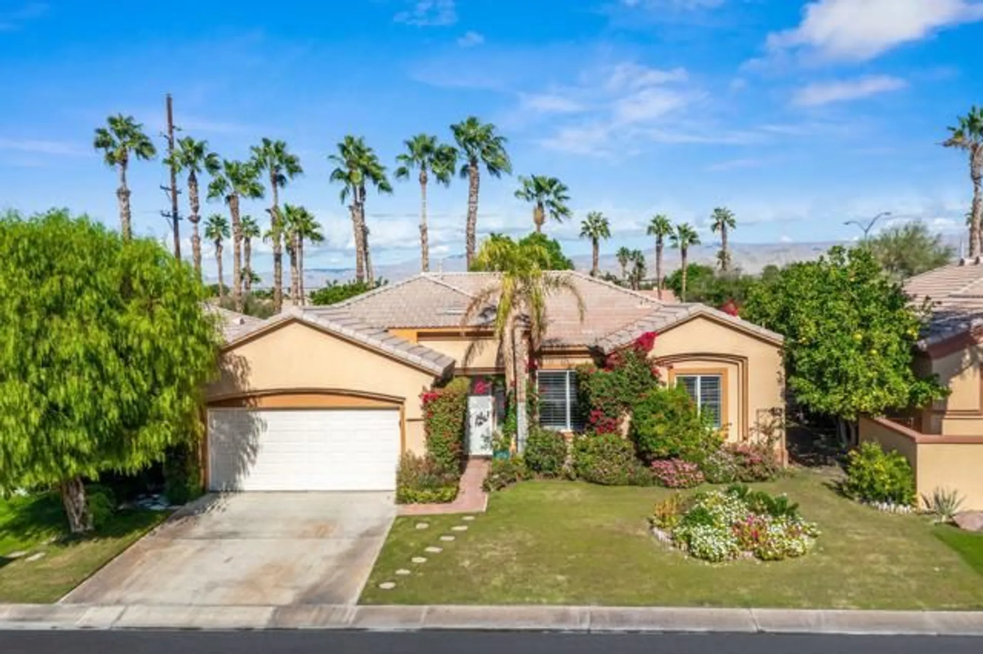 Property Slideshow image 2 of 46 | 80296 royal dornoch dr, Indio, CA, 92201