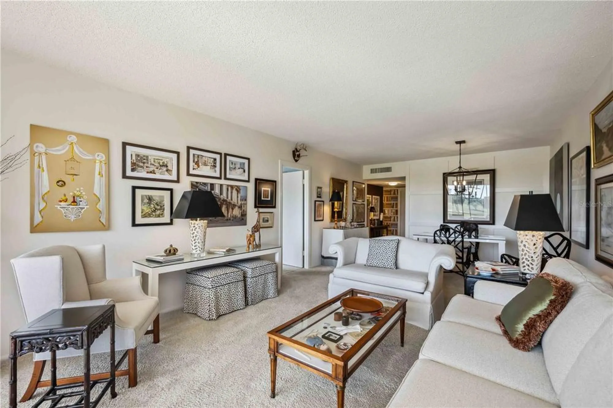 Property Slideshow image 8 of 31 | 7461 w country club dr 207, Sarasota, FL, 34243
