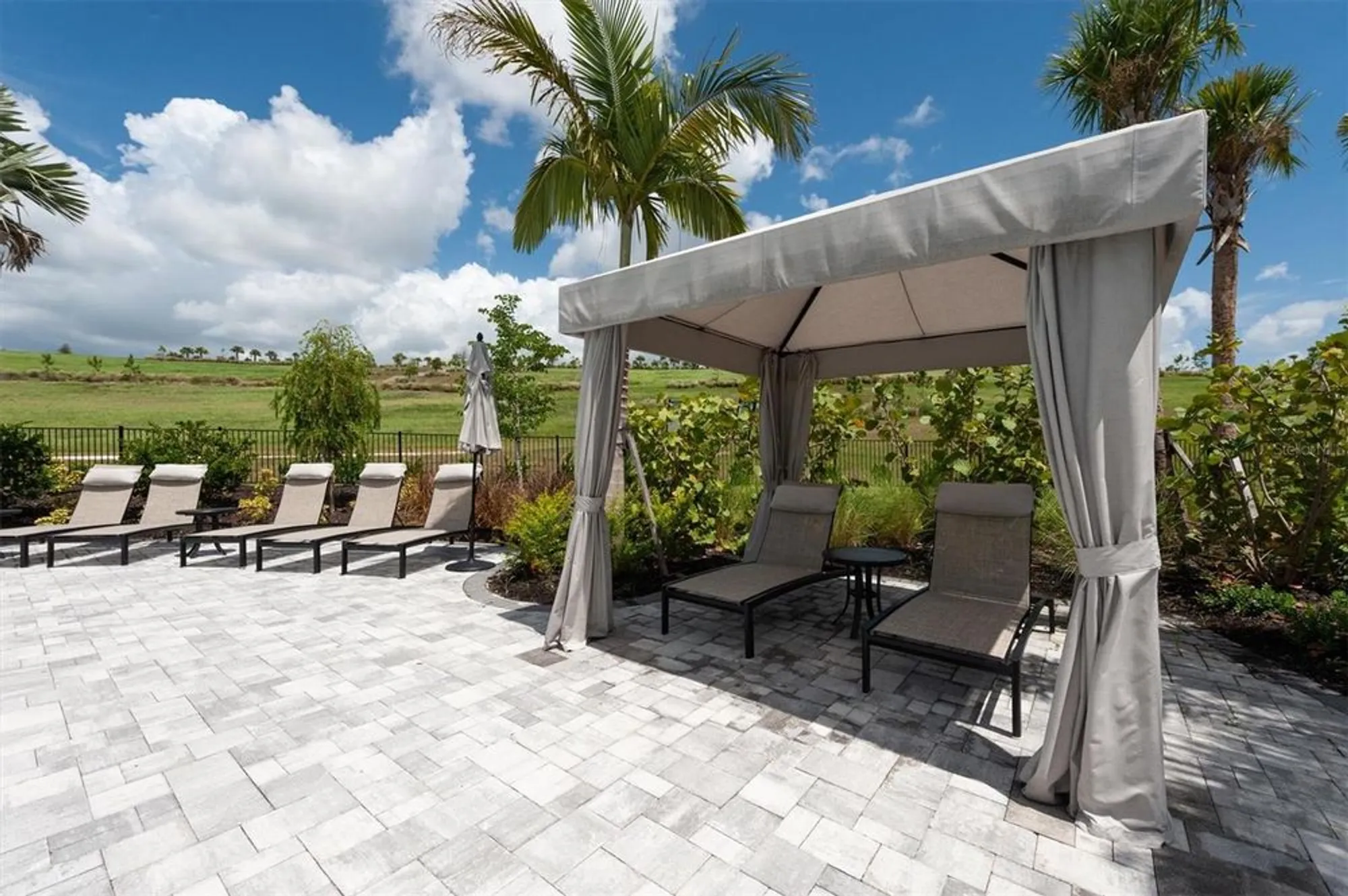 Property Slideshow image 44 of 50 | 6266 mesa gln, Bradenton, FL, 34203