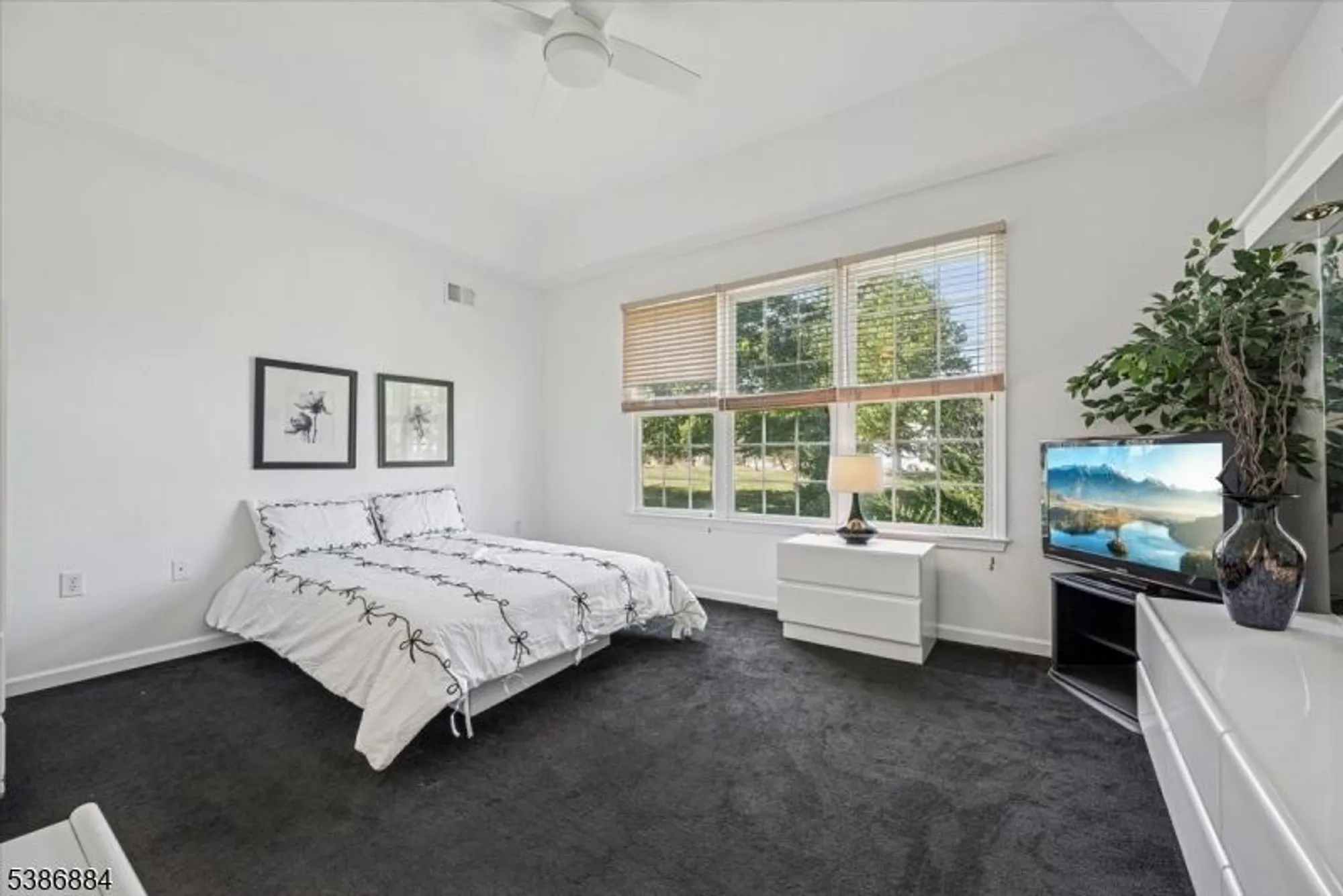 Property Slideshow image 27 of 35 | 15 republic row, Somerset, NJ, 08873