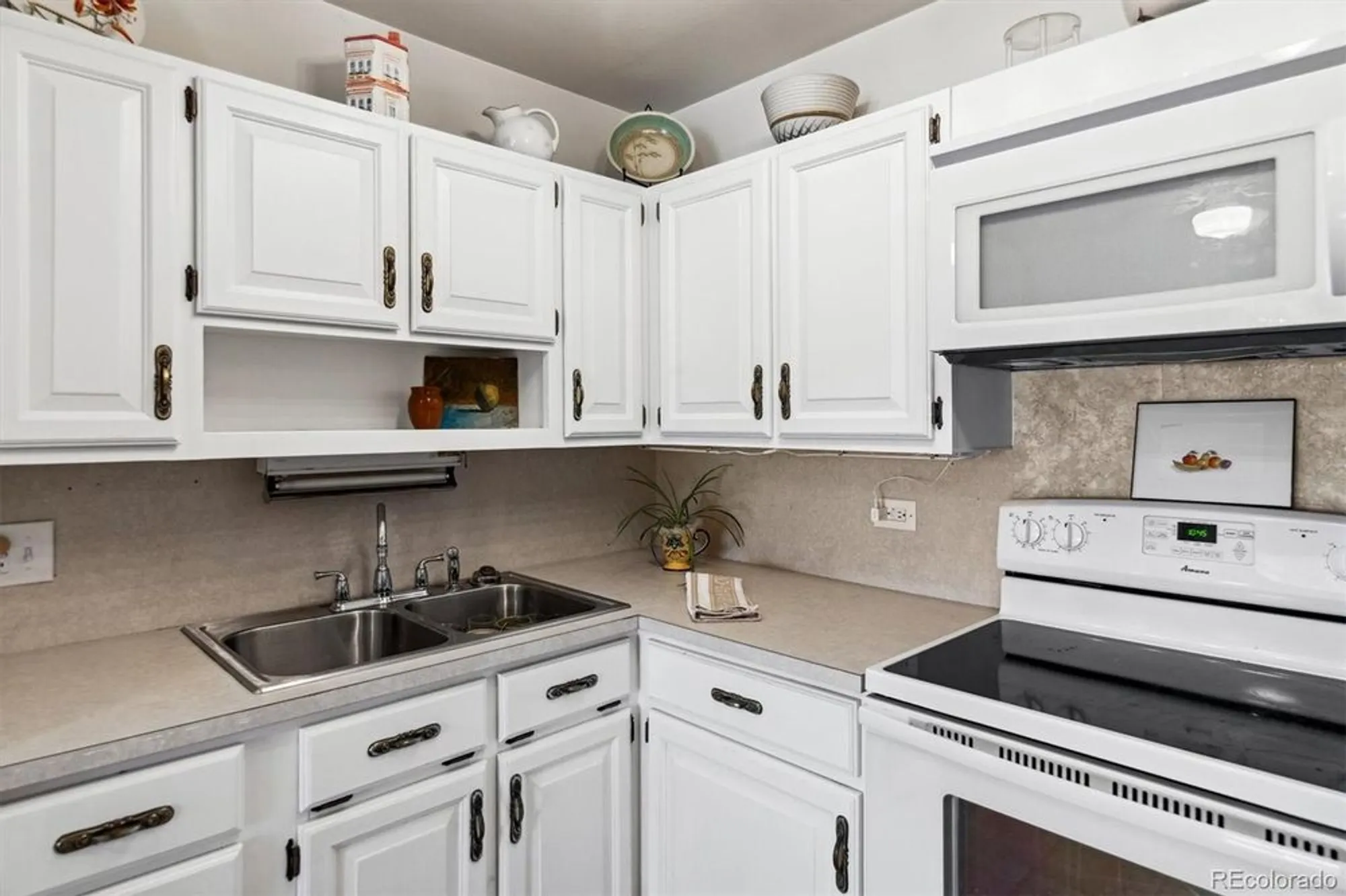 Property Slideshow image 4 of 33 | 750 s clinton st 12d, Denver, CO, 80247