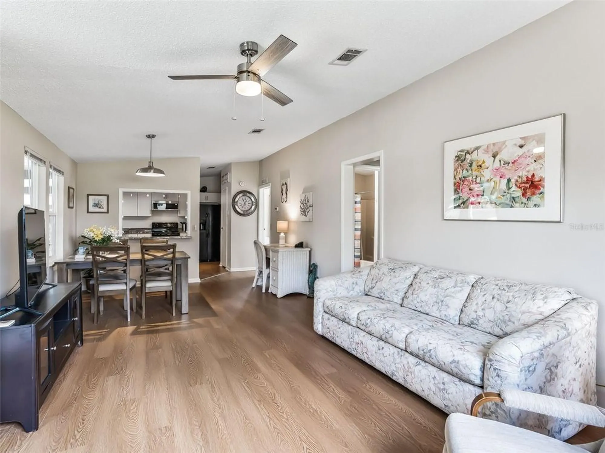 Property Slideshow image 20 of 44 | 1336 e schwartz blvd, The Villages, FL, 32159