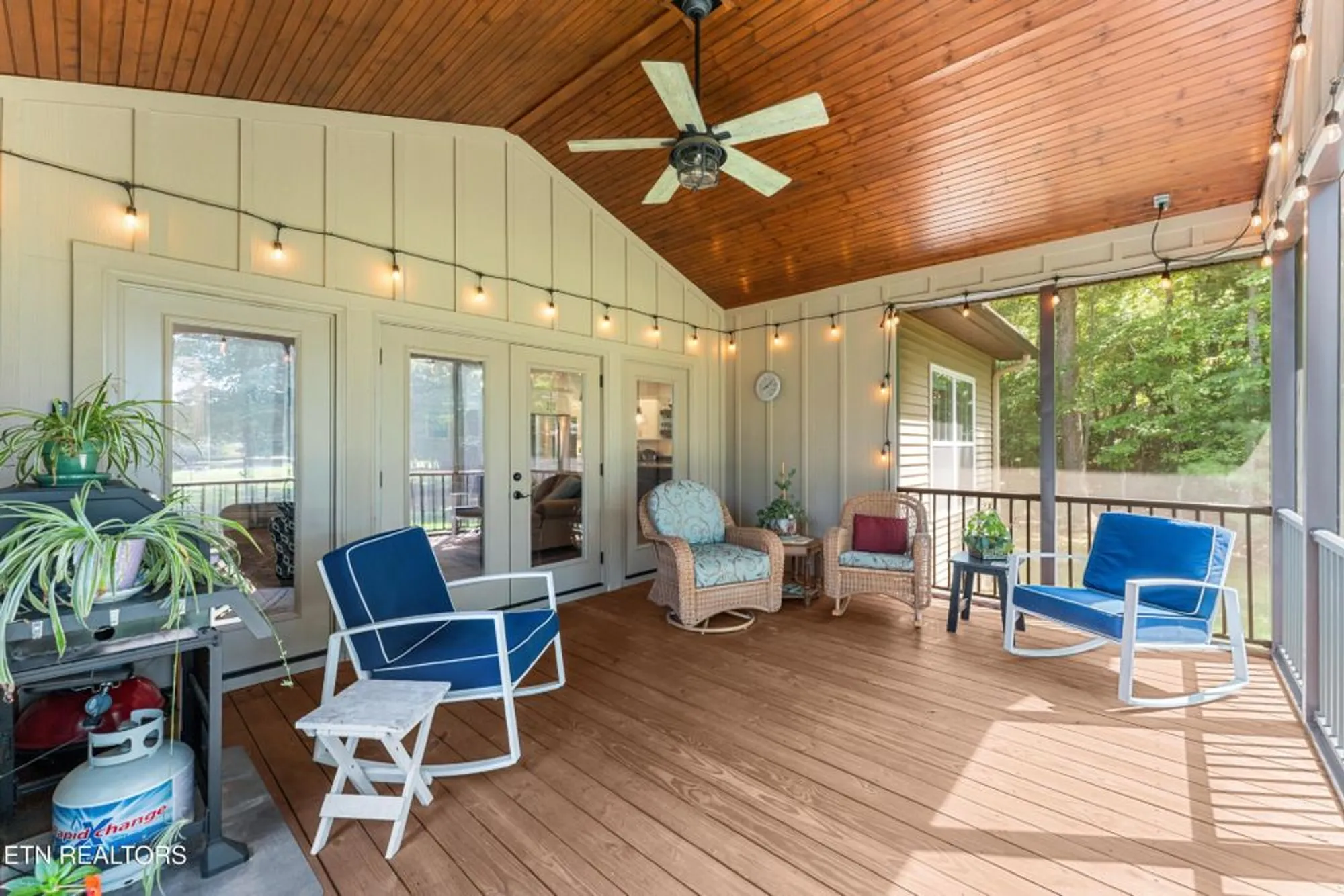 Property Slideshow image 20 of 45 | 14 renwick dr, Crossville, TN, 38558