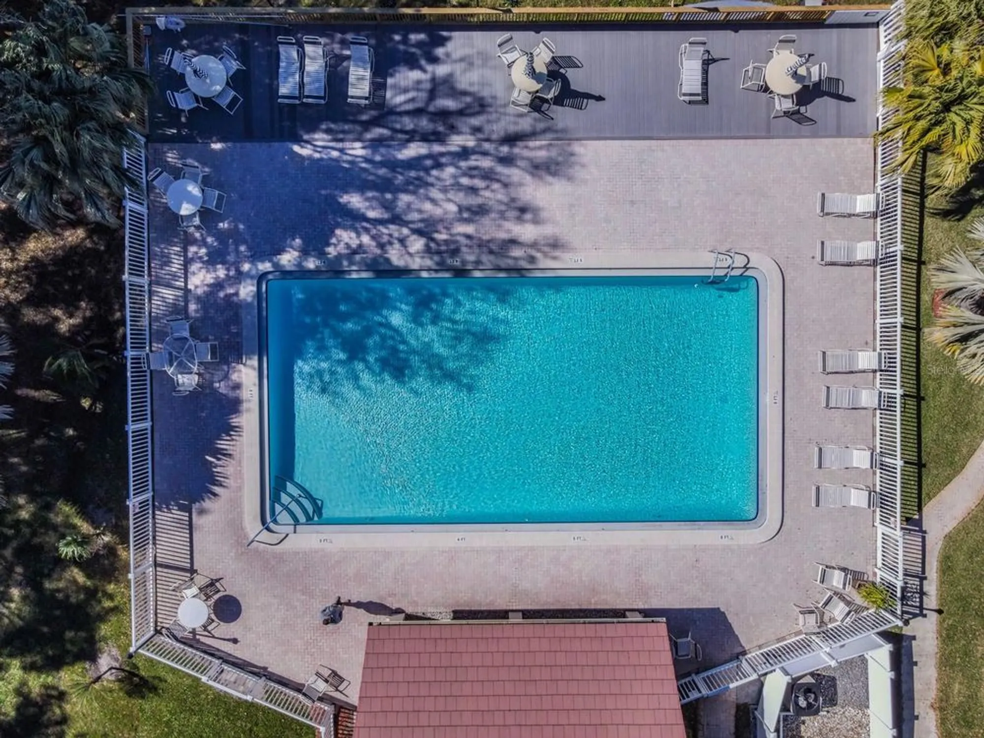 Property Slideshow image 33 of 35 | 2020 lakeview dr 102, Clearwater, FL, 33763