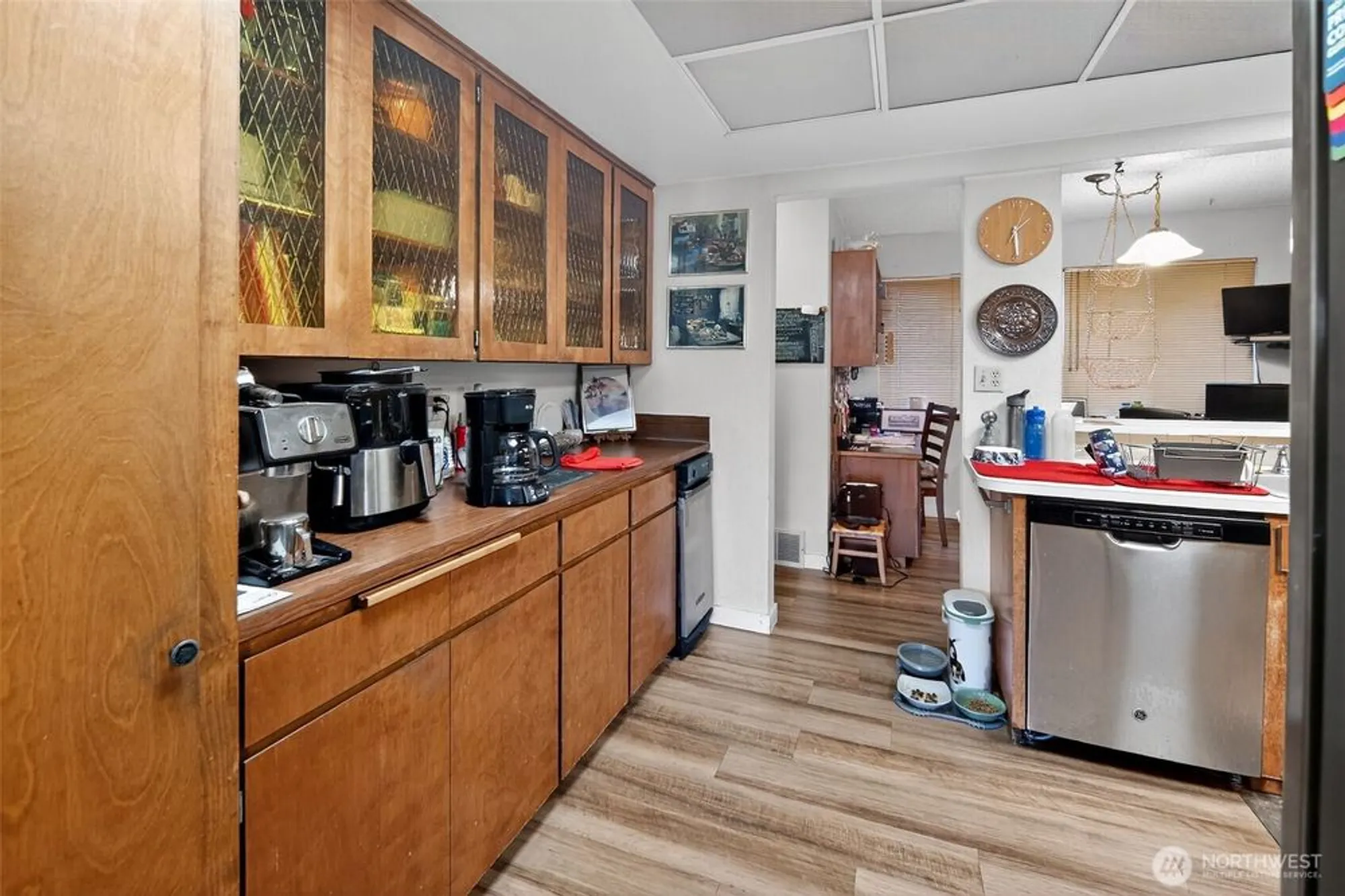 Property Slideshow image 13 of 30 | 10717 glen acres dr s # 735, Burien, WA, 98168