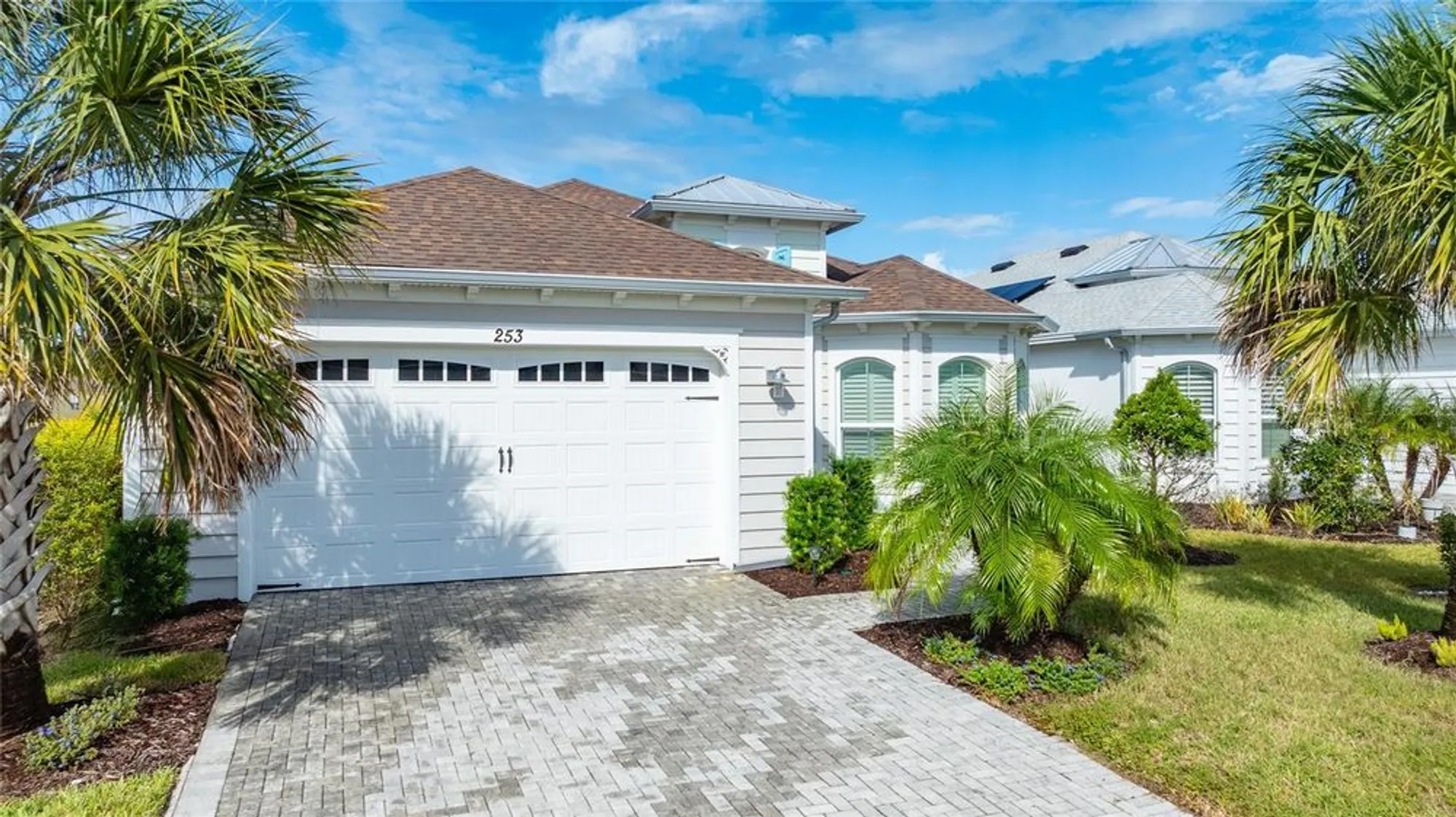 Property Slideshow image 25 of 31 | 253 compass rose dr, Daytona Beach, FL, 32124