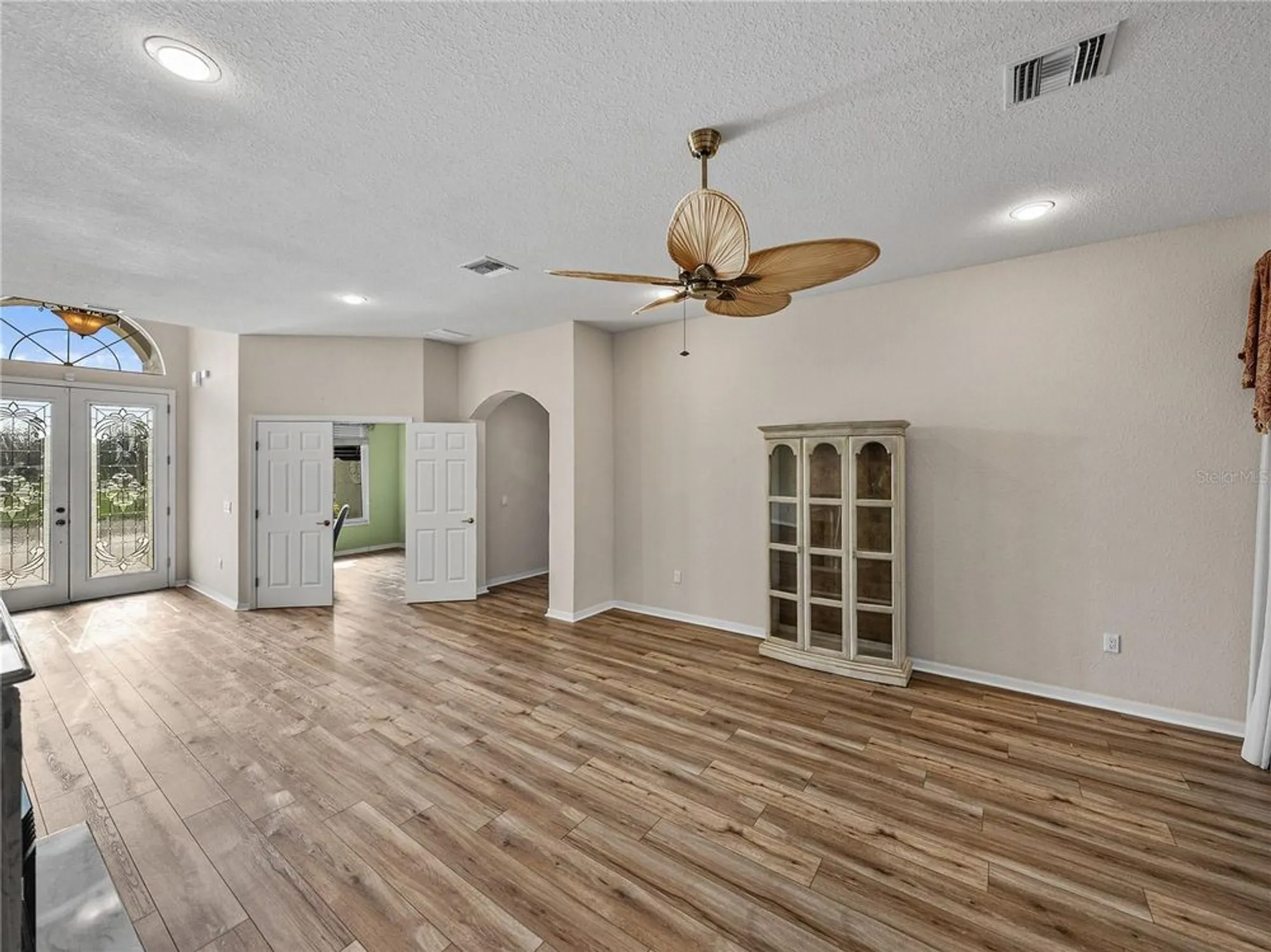 Property Slideshow image 7 of 94 | 4004 sable loop dr, Lake Wales, FL, 33859