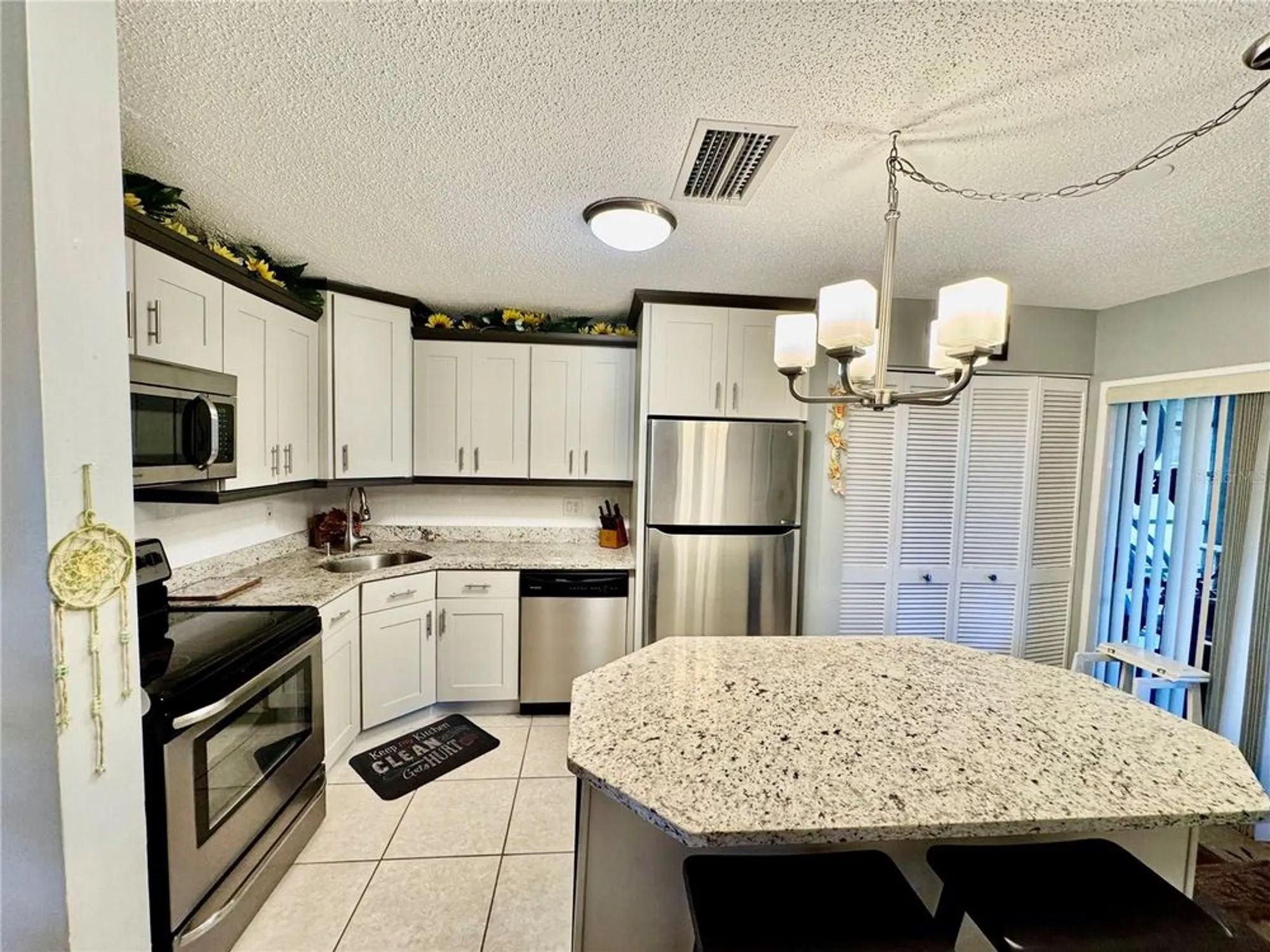 Property Slideshow image 11 of 58 | 3802 42nd street ct w # 31, Bradenton, FL, 34205