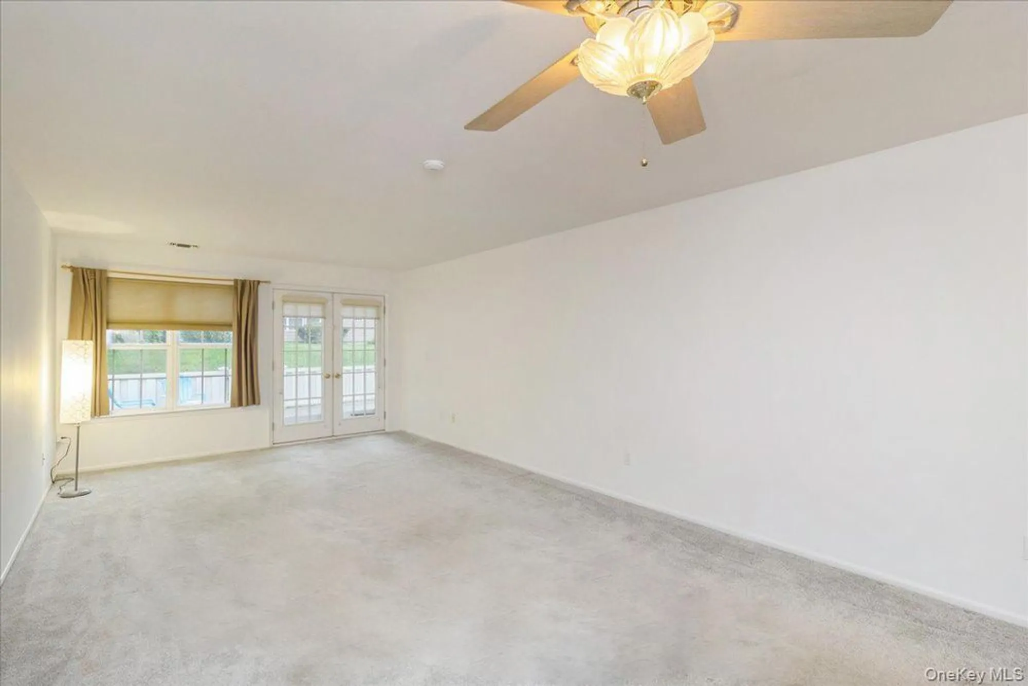 Property Slideshow image 11 of 22 | 163 theodore dr, Coram, NY, 11727