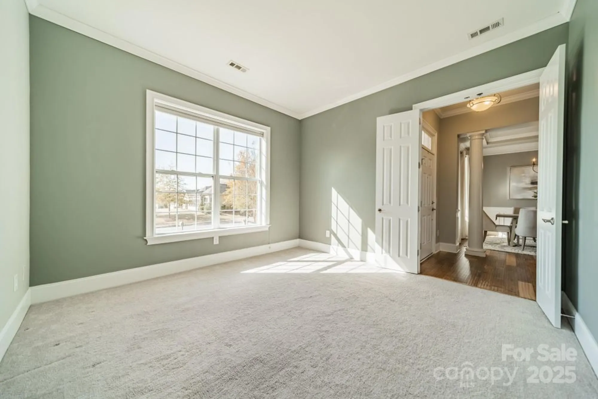 Property Slideshow image 36 of 44 | 15016 high bluff ct, Charlotte, NC, 28278