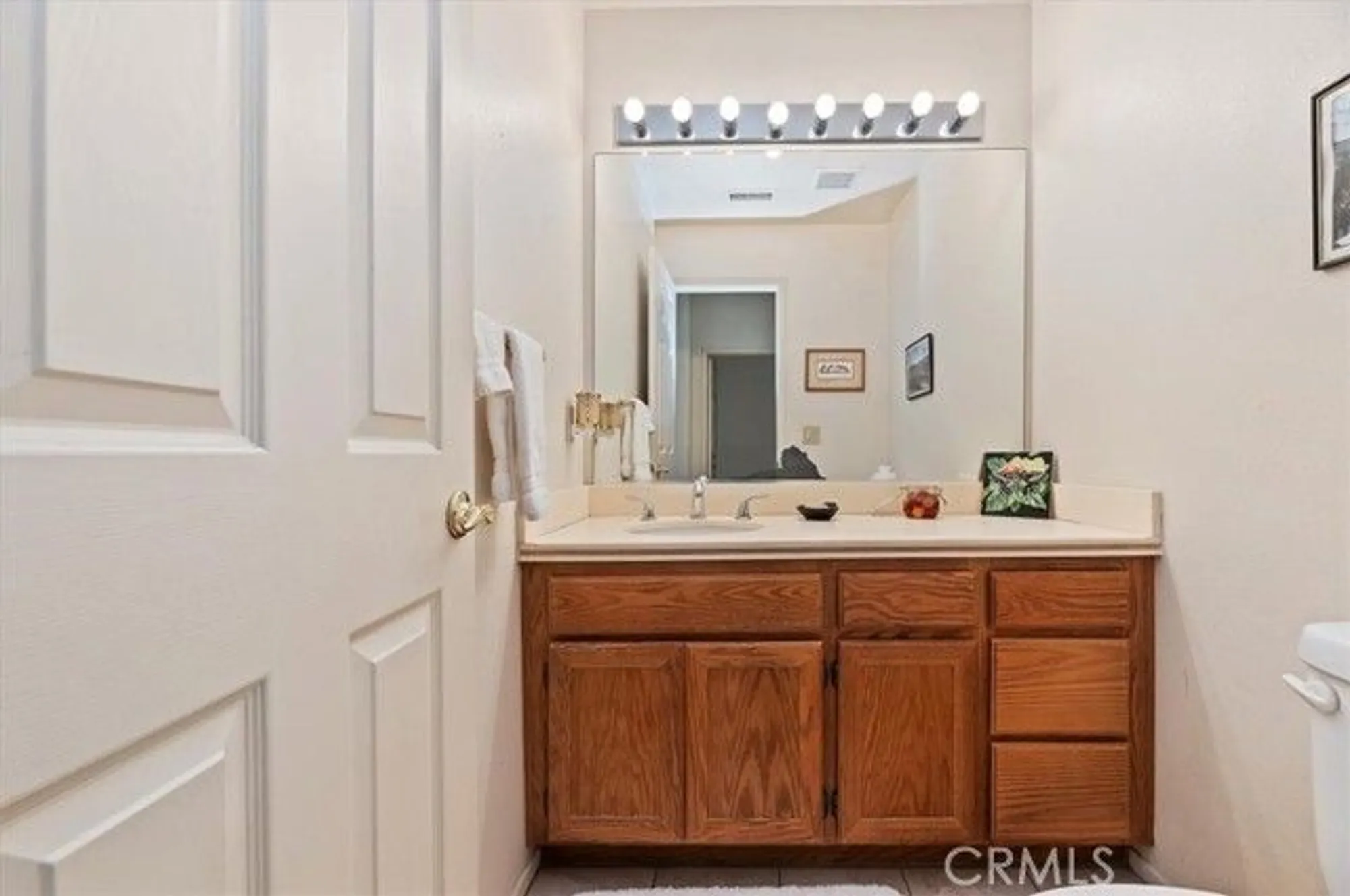Property Slideshow image 21 of 52 | 40432 via siena, Murrieta, CA, 92562
