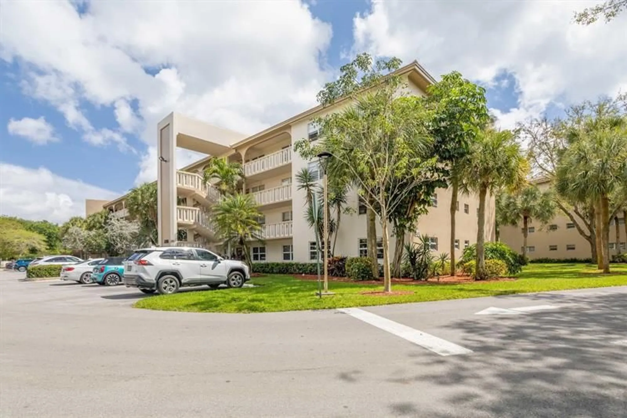 Property Slideshow image 28 of 40 | 2301 lucaya ln # 04, Coconut Creek, FL, 33066