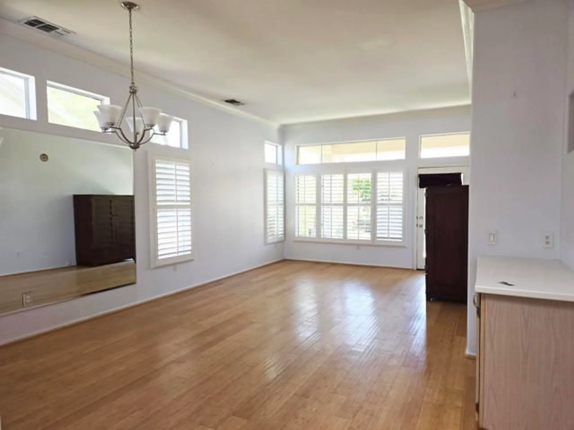 Property Slideshow image 9 of 12 | 78359 silent dr, Palm Desert, CA, 92211