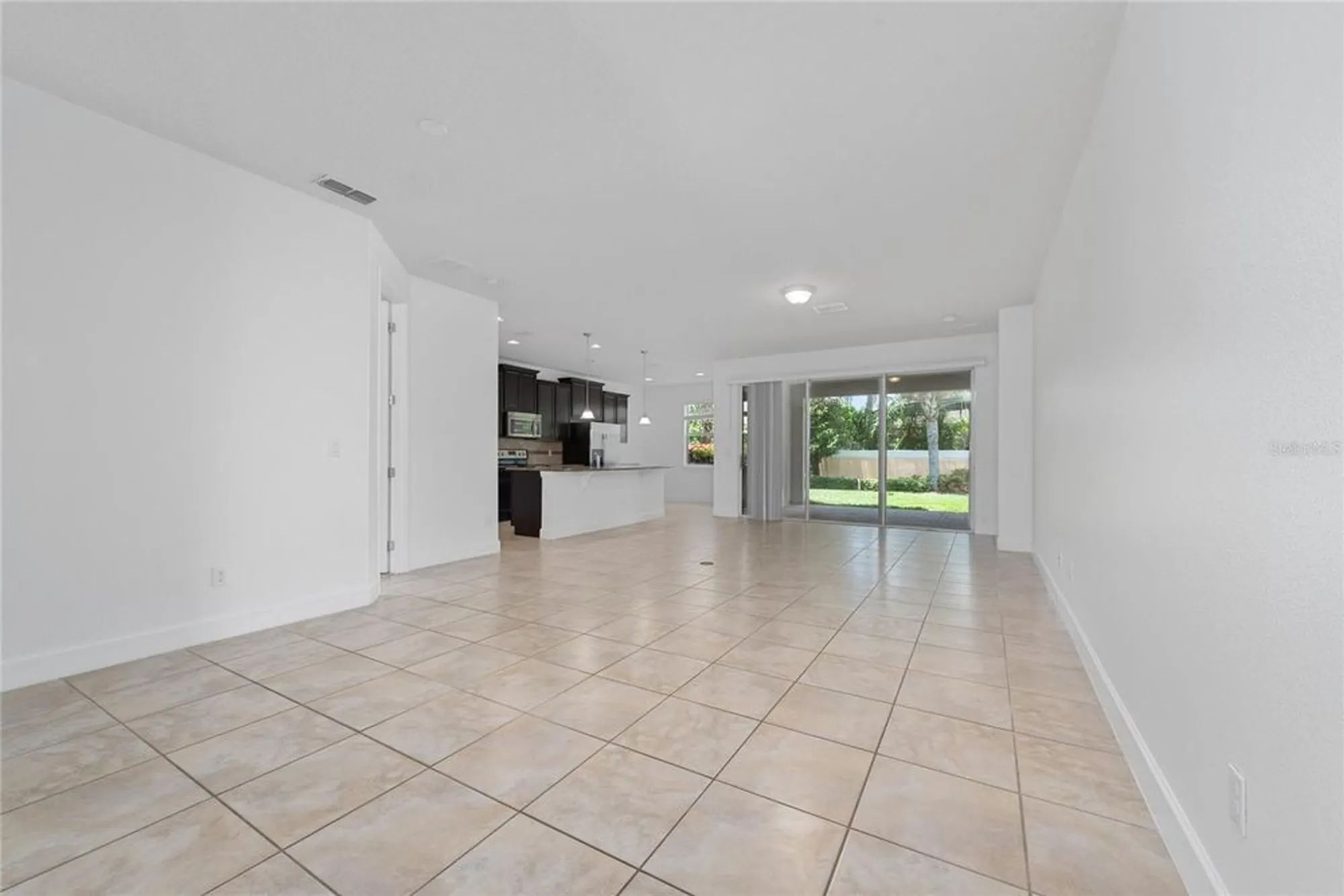 Property Slideshow image 9 of 30 | 11858 barletta dr, Orlando, FL, 32827