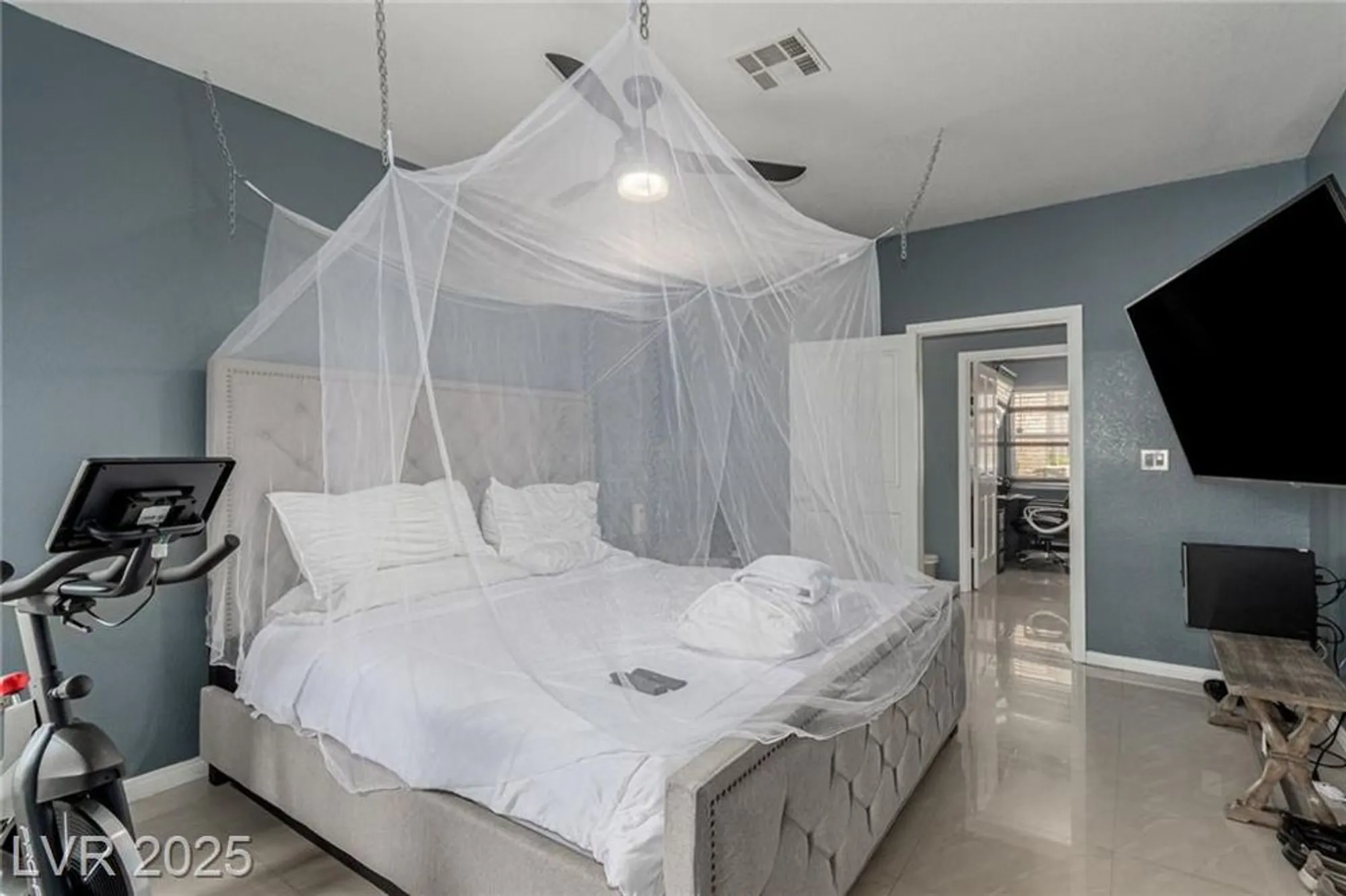 Property Slideshow image 13 of 36 | 5117 harvest moon ln, Las Vegas, NV, 89107