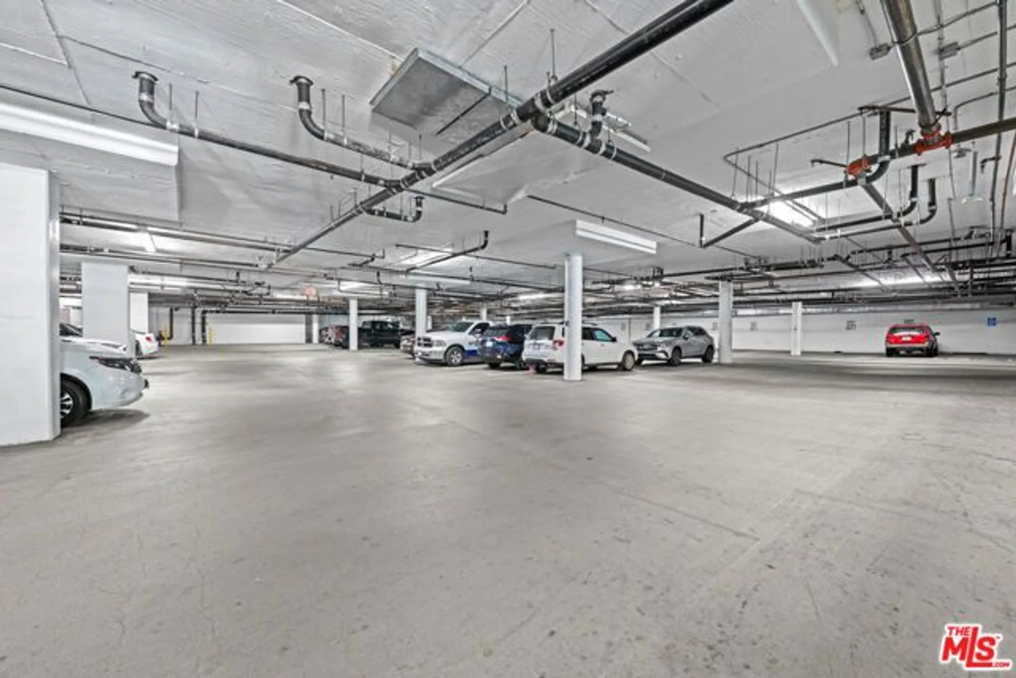 Property Slideshow image 34 of 35 | 267 s san pedro st unit 508, Los Angeles, CA, 90012