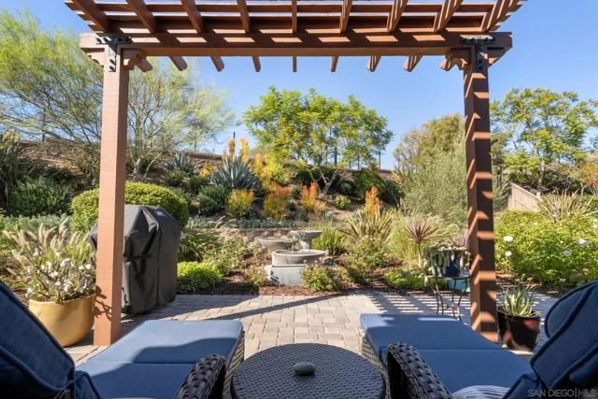 Property Slideshow image 25 of 41 | 7964 auberge cir, San Diego, CA, 92127