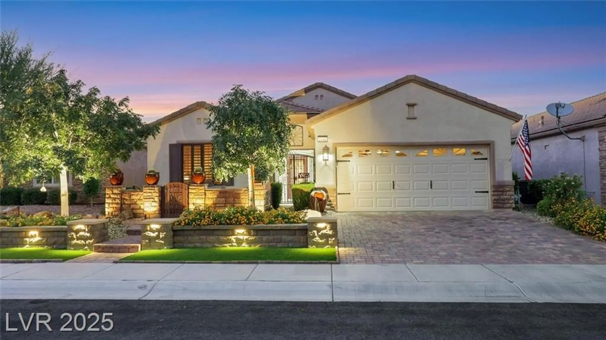 Property Slideshow image 5 of 65 | 2448 hamonah dr, Henderson, NV, 89044