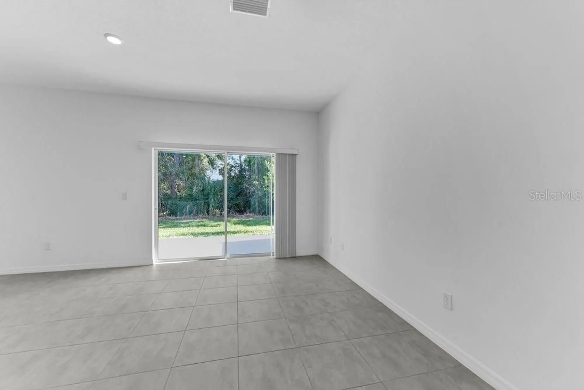 Property Slideshow image 9 of 45 | 15160 cuzcorro ct, Nokomis, FL, 34275