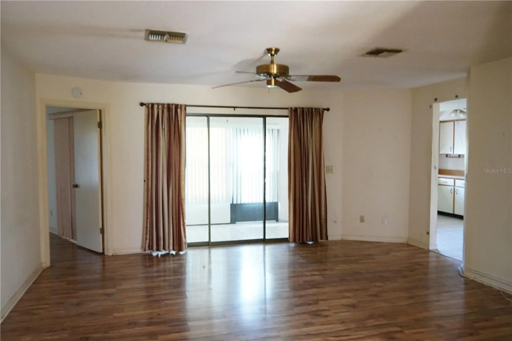 Property Slideshow image 5 of 33 | 1760 atrium dr, Sun City Center, FL, 33573