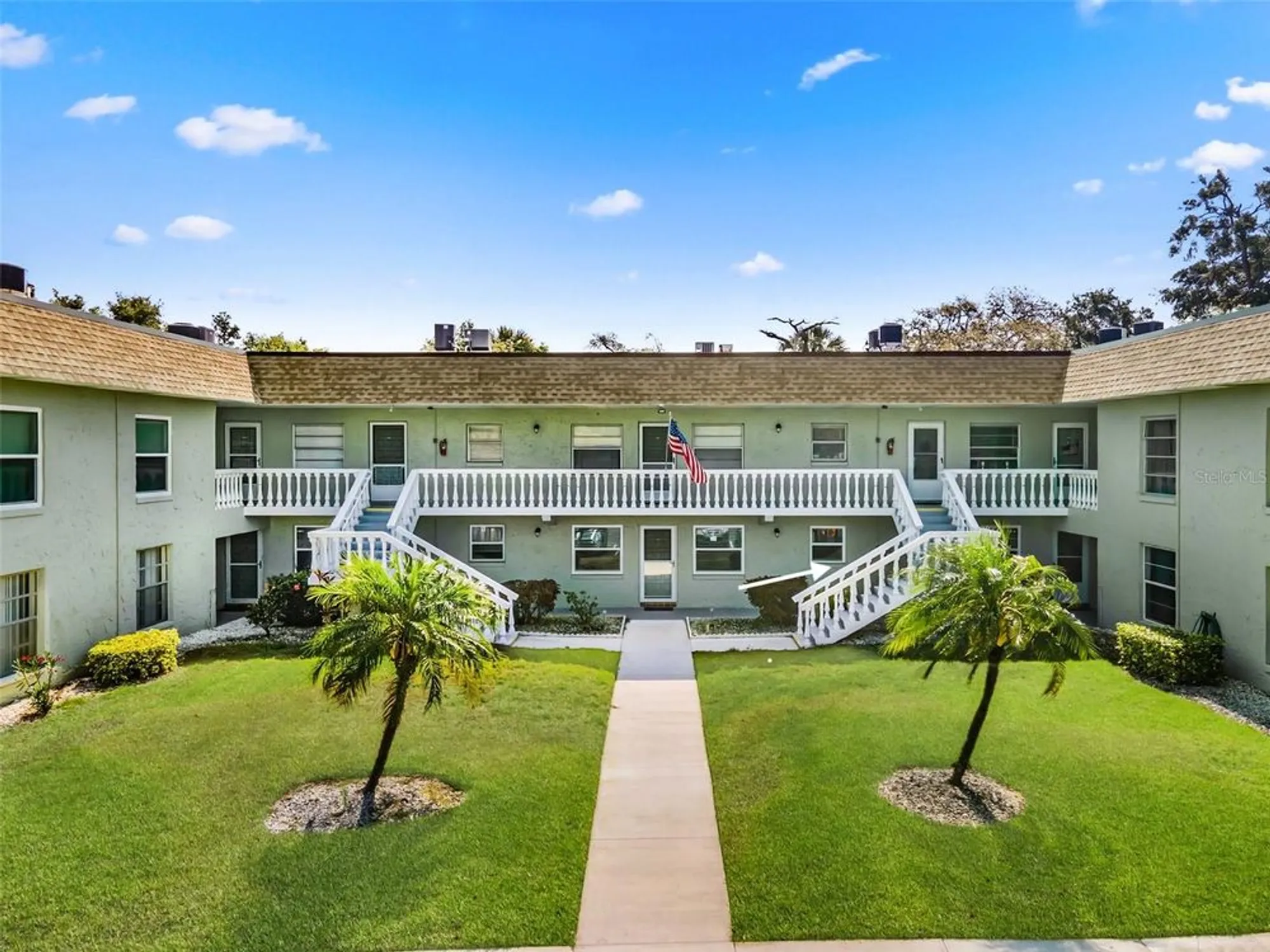 Property Slideshow image 38 of 49 | 1250 s pinellas ave apt 405, Tarpon Springs, FL, 34689