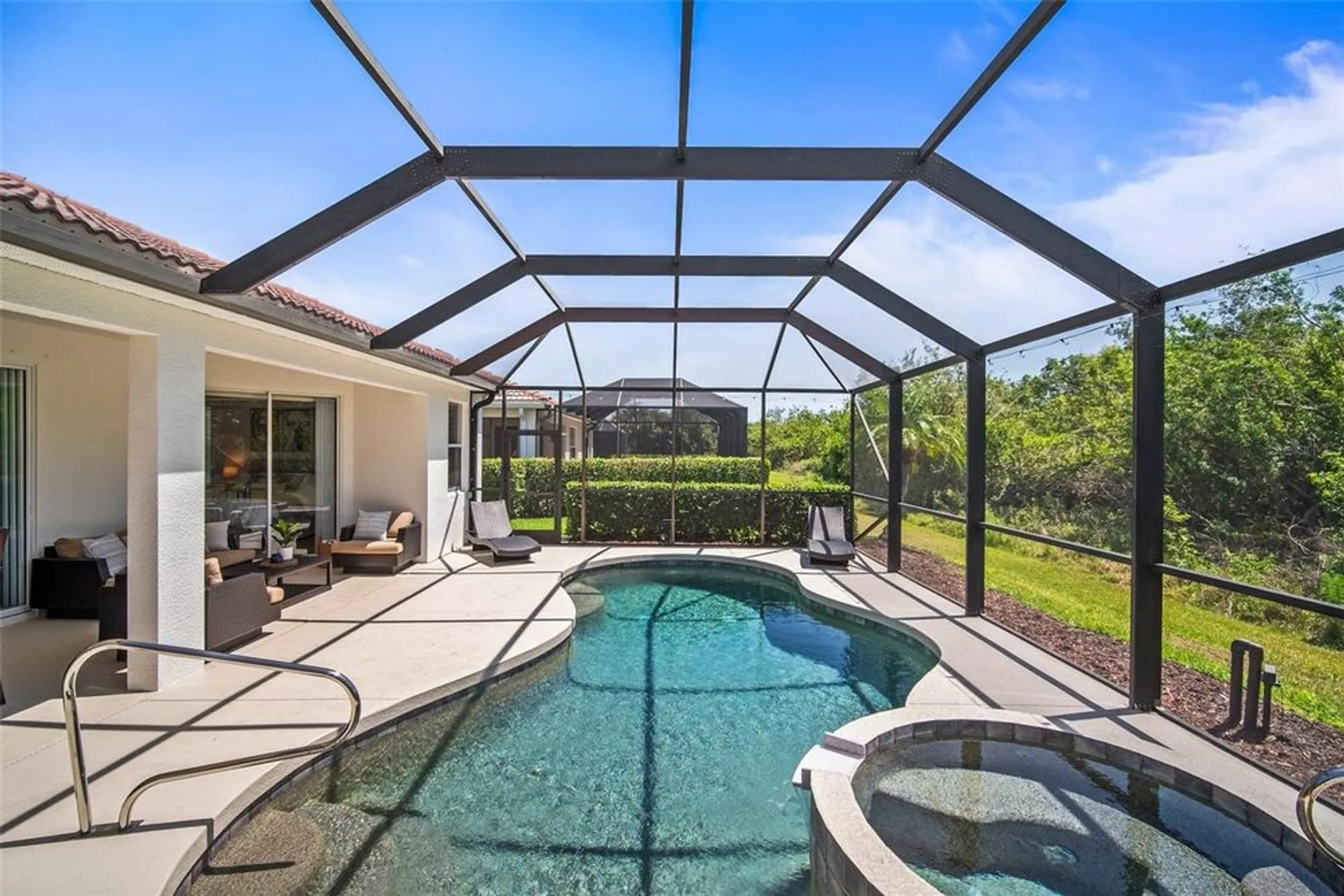 Property Slideshow image 33 of 52 | 358 river enclave ct, Bradenton, FL, 34212