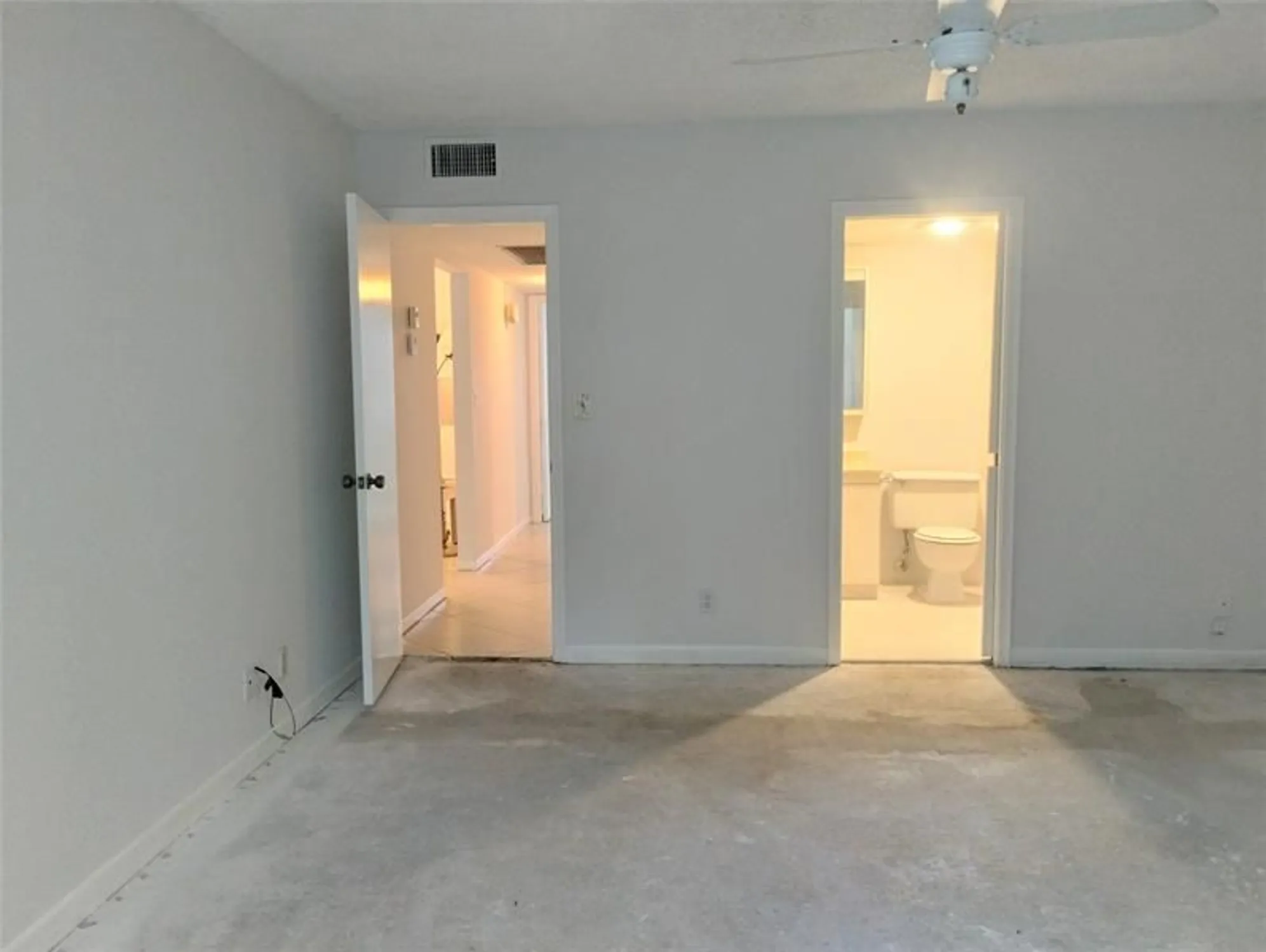 Property Slideshow image 25 of 50 | 2403 antigua cir e3, Coconut Creek, FL, 33066