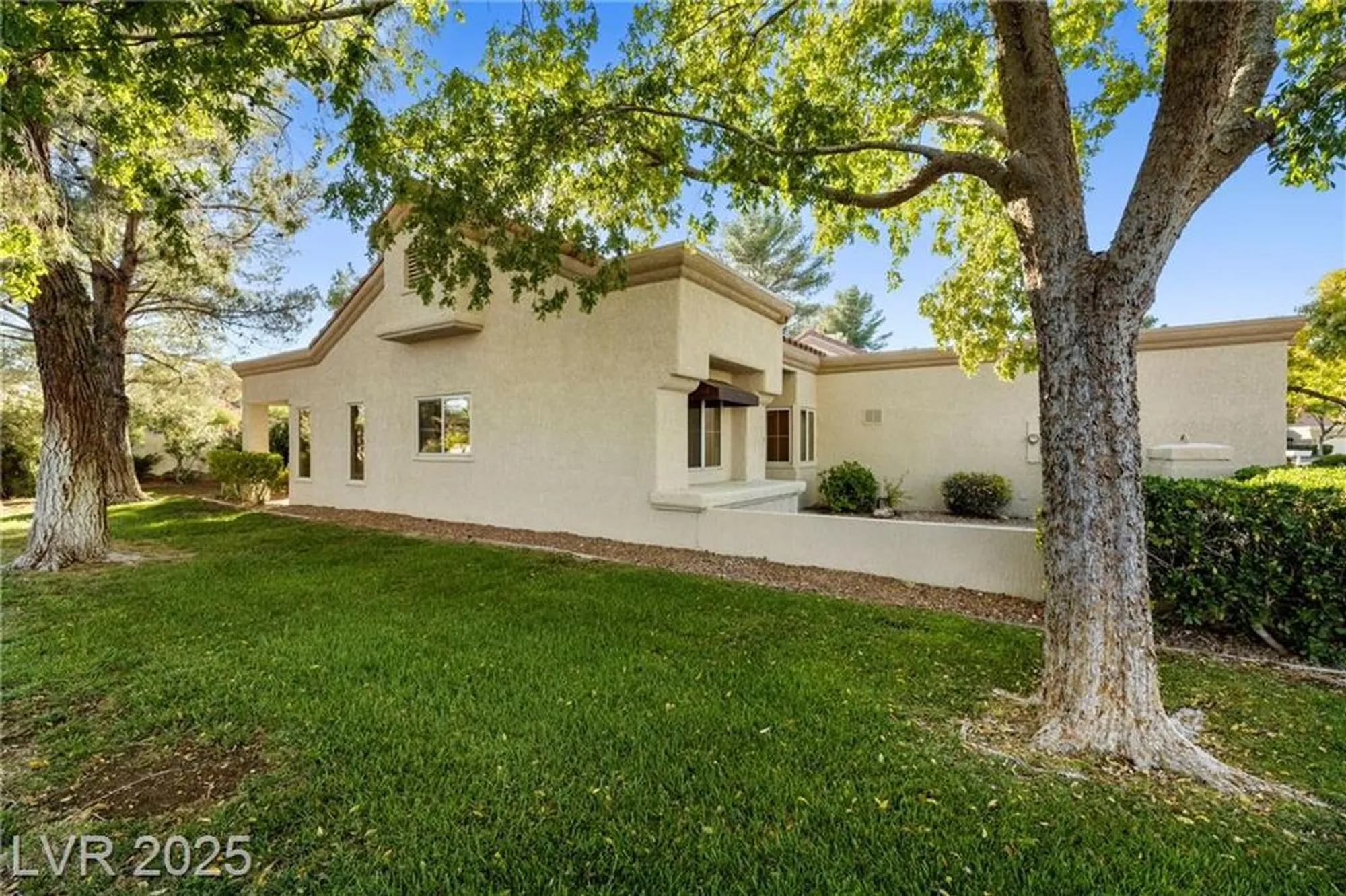 Property Slideshow image 26 of 44 | 8701 millsboro dr, Las Vegas, NV, 89134