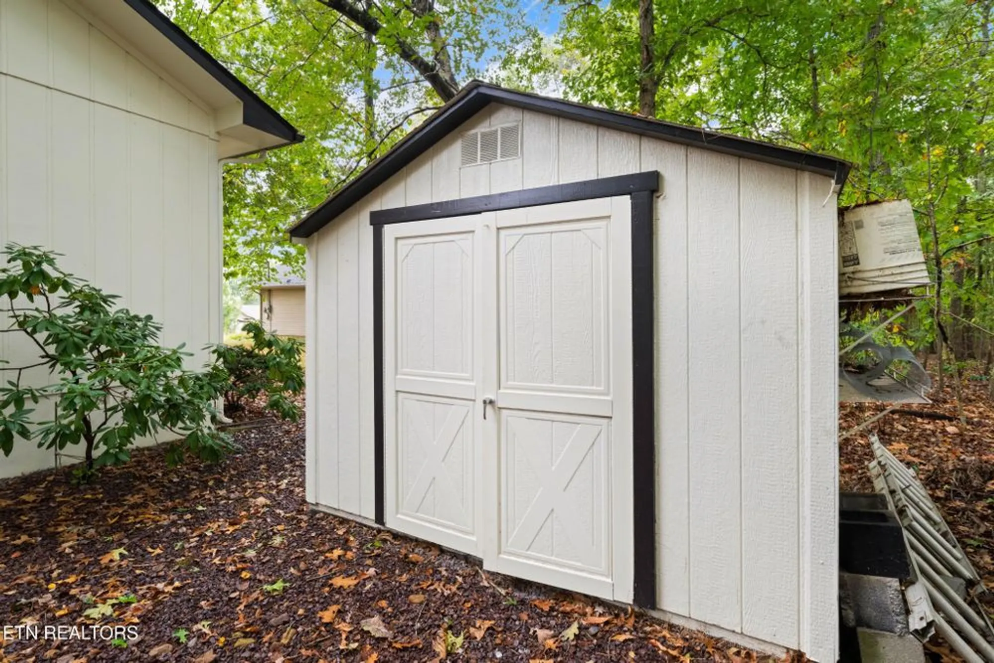 Property Slideshow image 44 of 51 | 182 delbridge ln, Crossville, TN, 38558