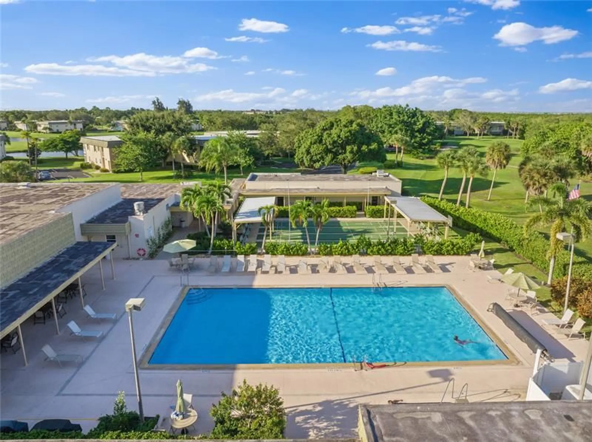 Property Slideshow image 19 of 20 | 27 vista gardens trl apt 204, Vero Beach, FL, 32962