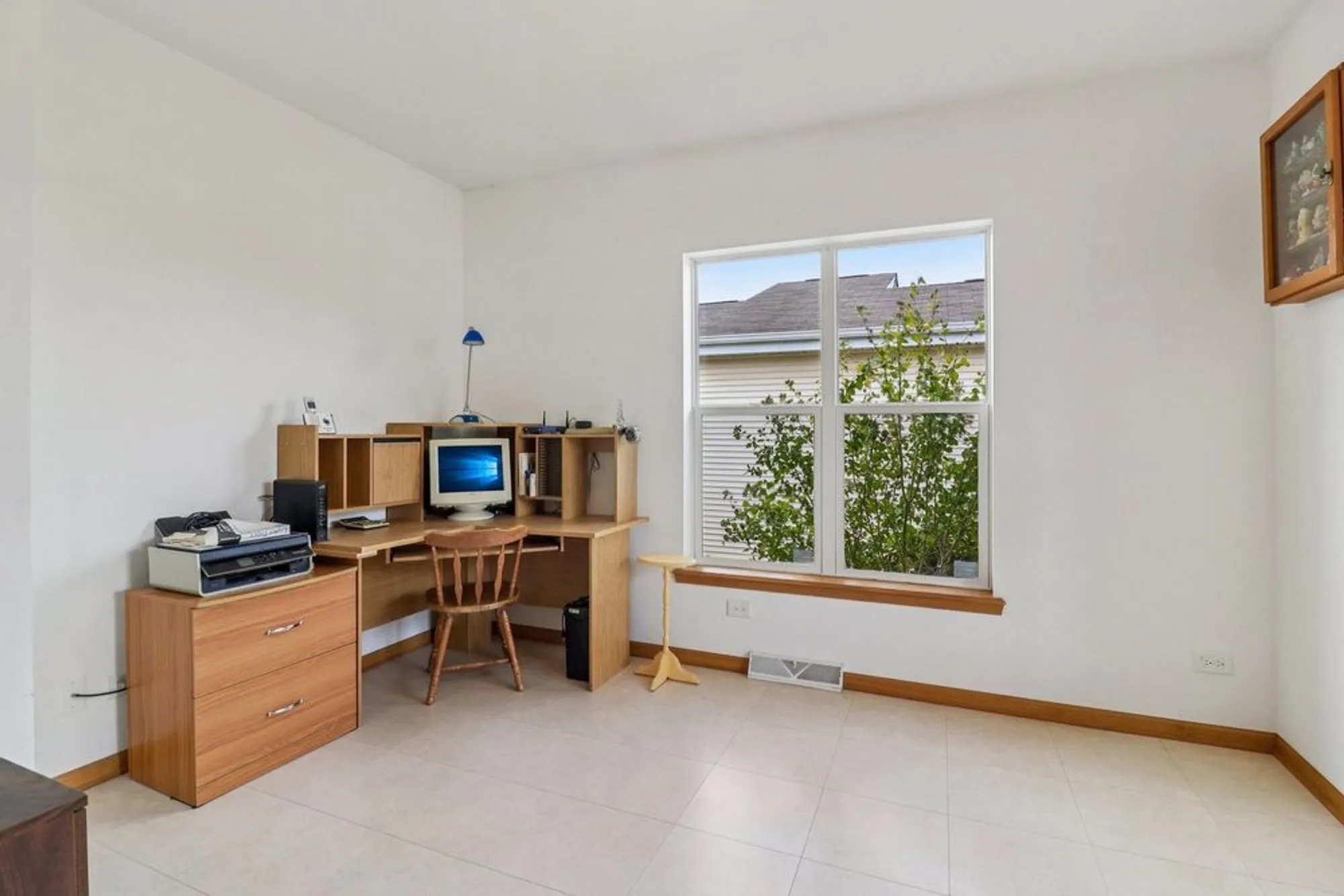 Property Slideshow image 22 of 33 | 3306 stakes ln, Grayslake, IL, 60030