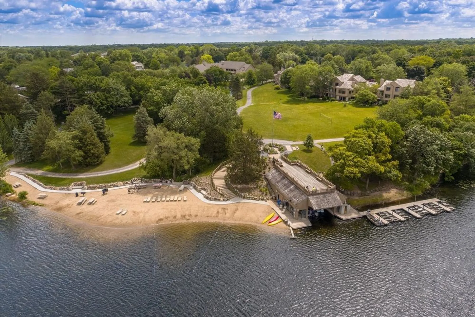 Property Slideshow image 32 of 32 | 928 longmeadow ct # 1016, Lake Barrington, IL, 60010