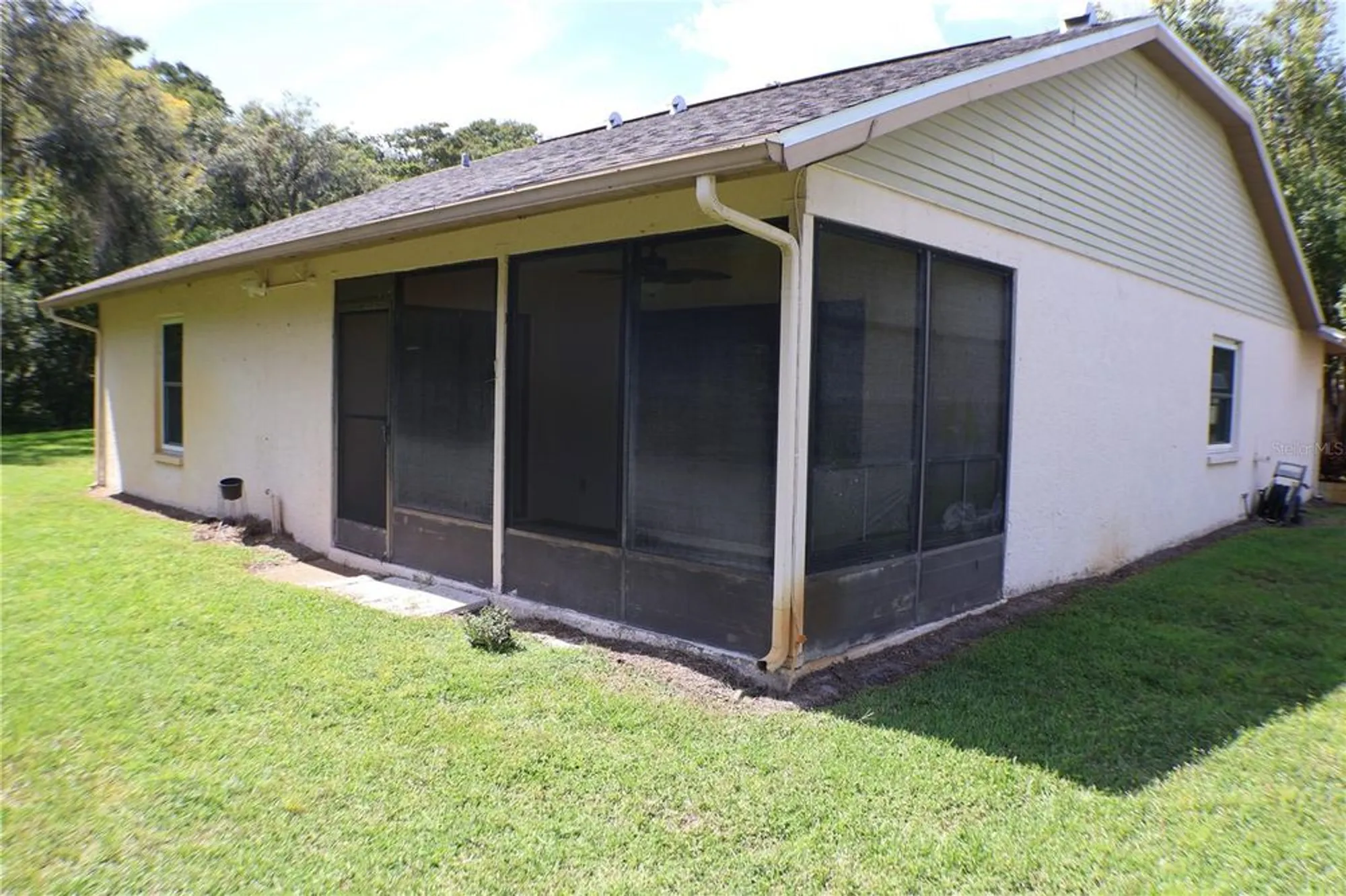 Property Slideshow image 27 of 37 | 11806 white ash dr, New Port Richey, FL, 34654