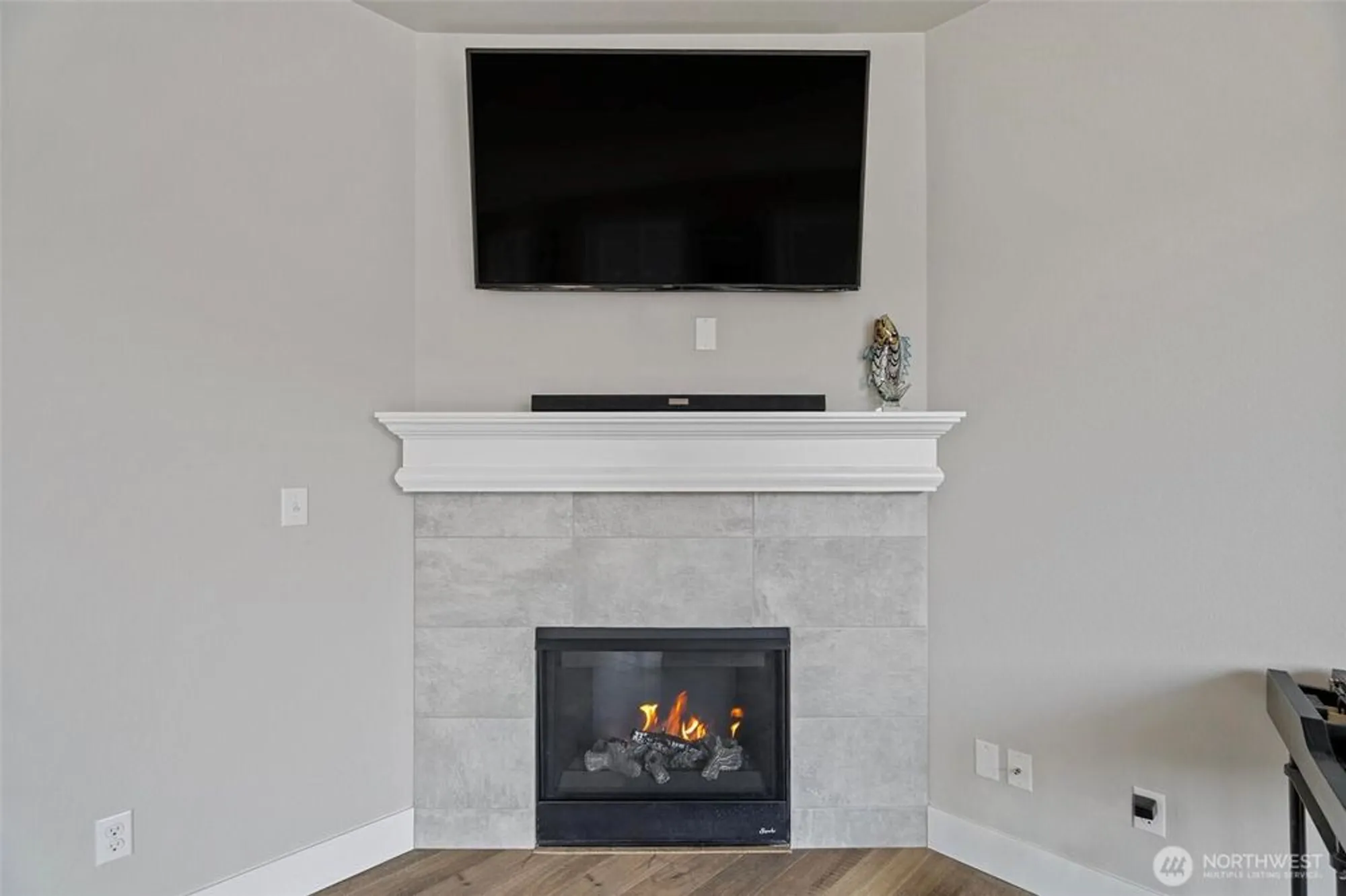 Property Slideshow image 9 of 40 | 112 madrona ln, Orting, WA, 98360