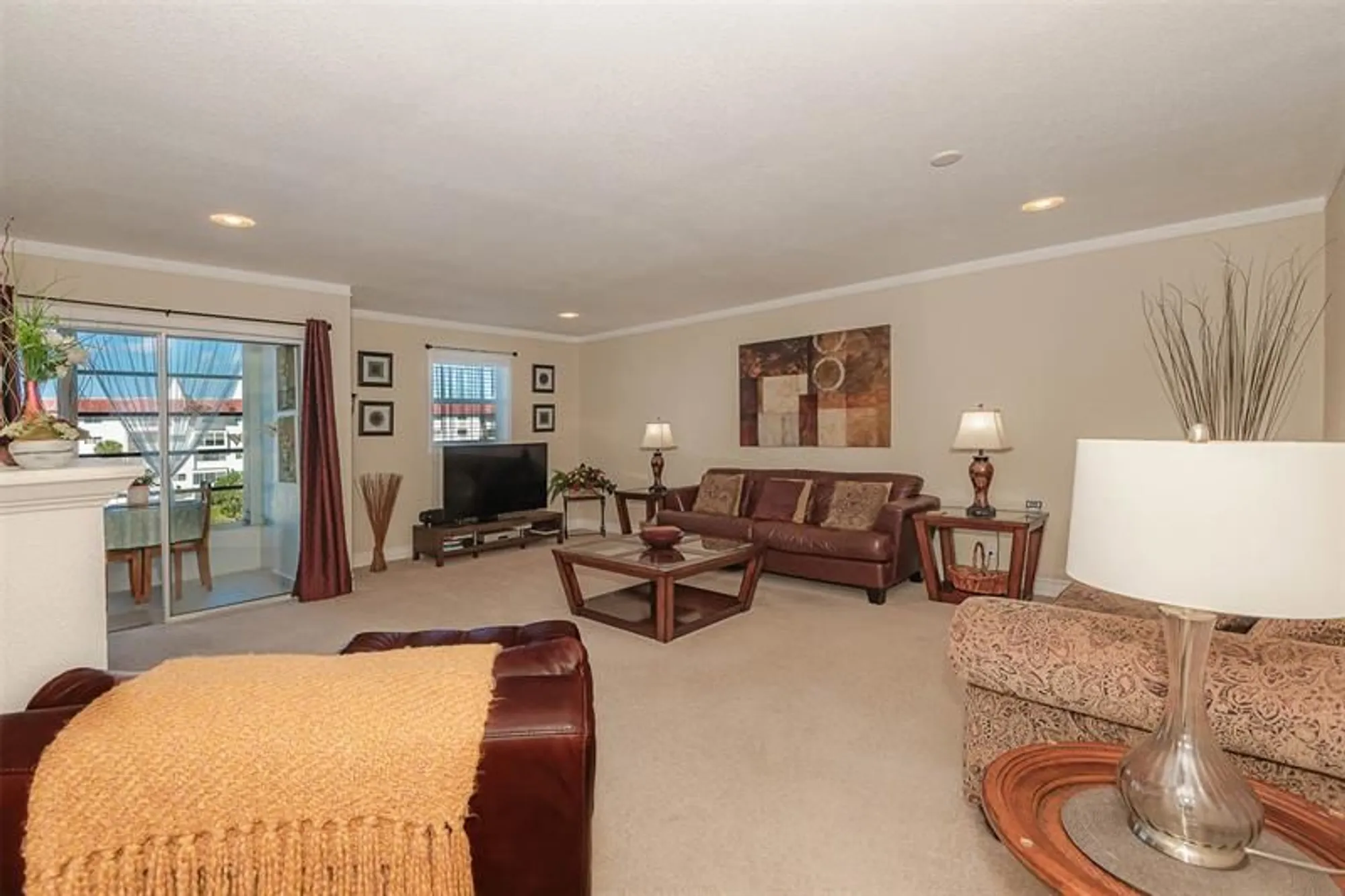 Property Slideshow image 16 of 45 | 4751 nw 21st st 4p, Lauderhill, FL, 33313