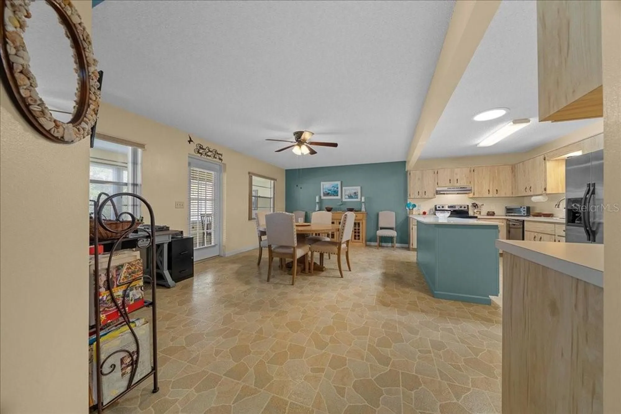 Property Slideshow image 13 of 45 | 8715 sw 97th st a, Ocala, FL, 34481