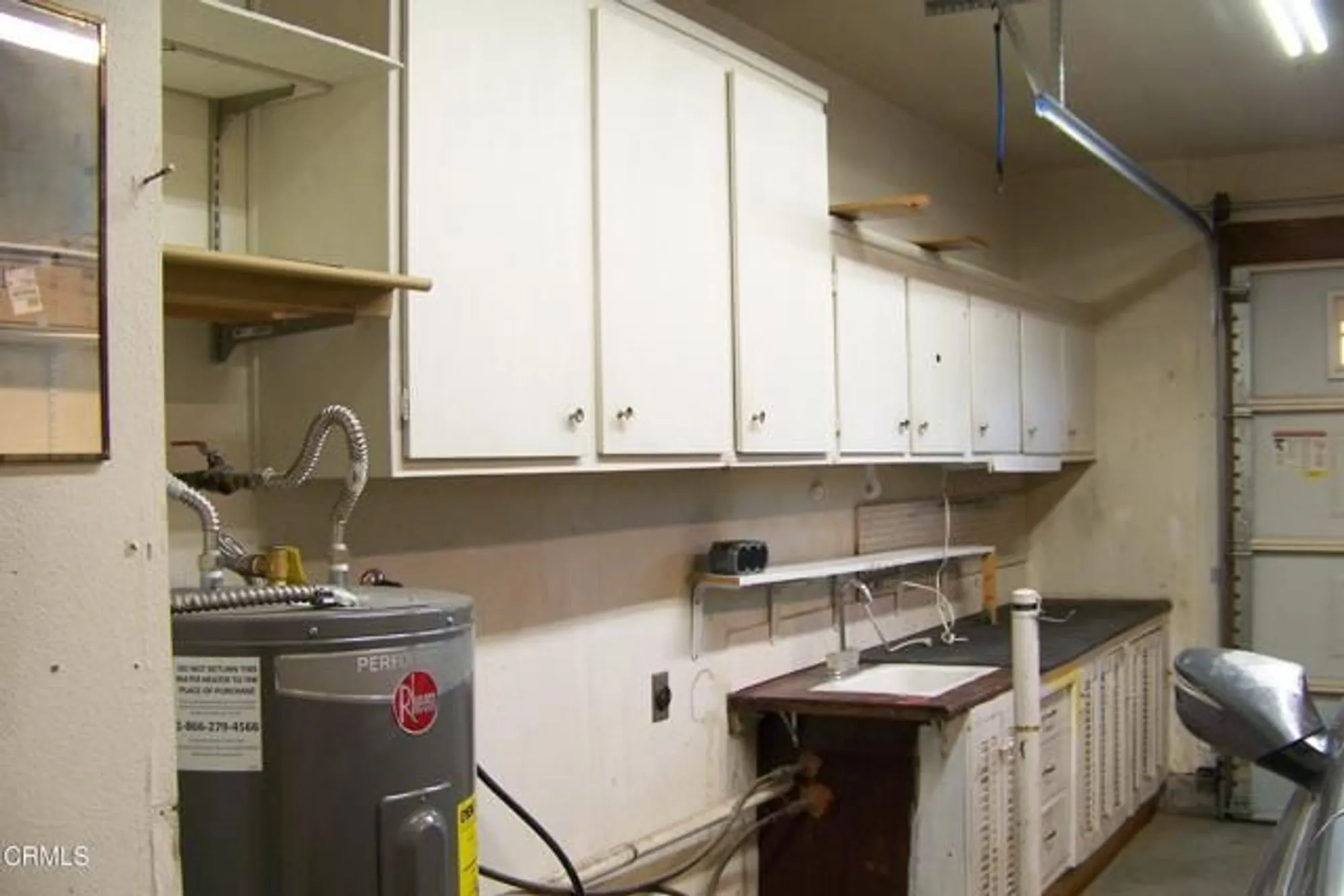 Property Slideshow image 18 of 28 | 37203 village 37, Camarillo, CA, 93012