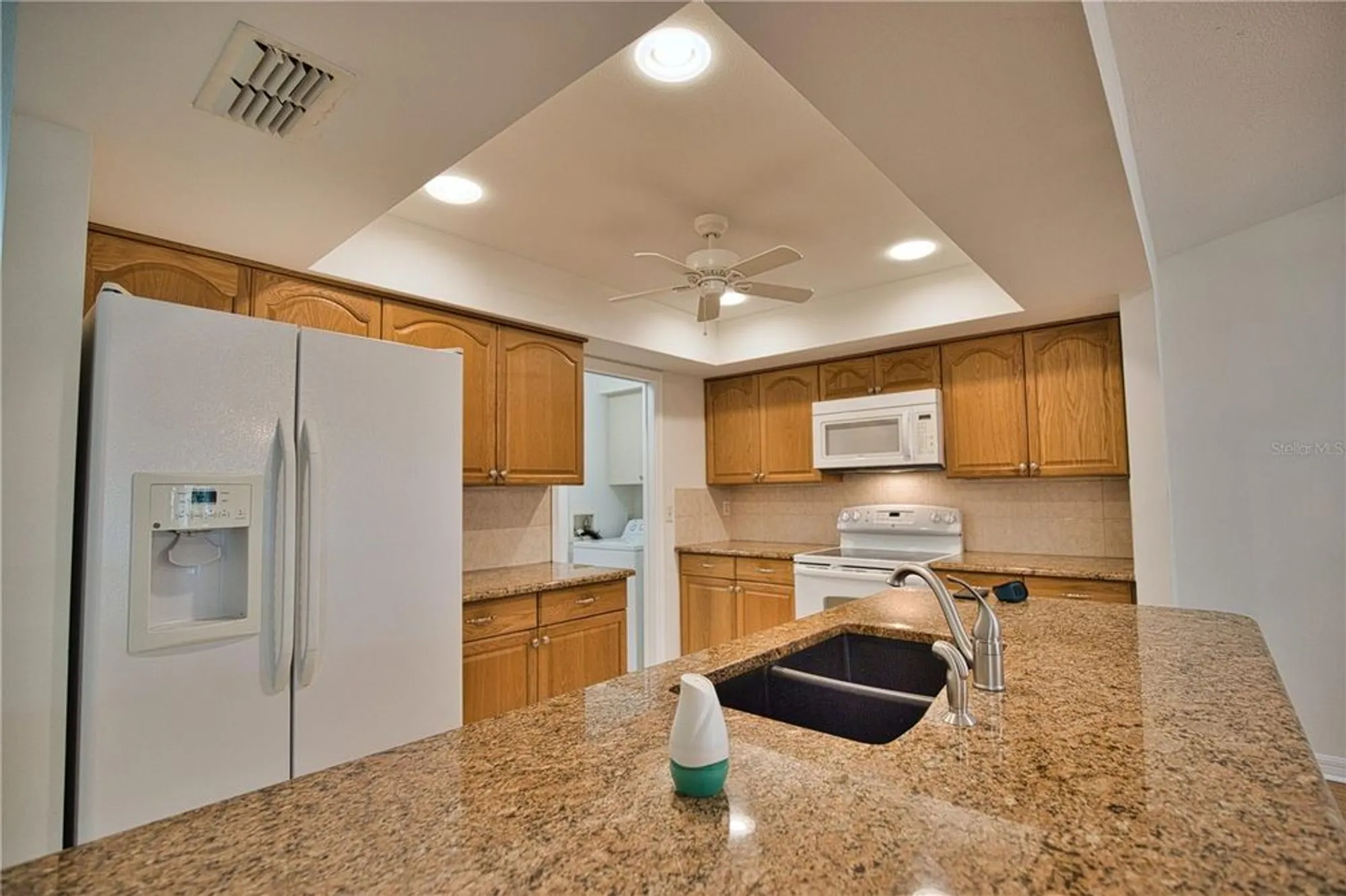 Property Slideshow image 11 of 45 | 7171 wood creek dr 5, Sarasota, FL, 34231