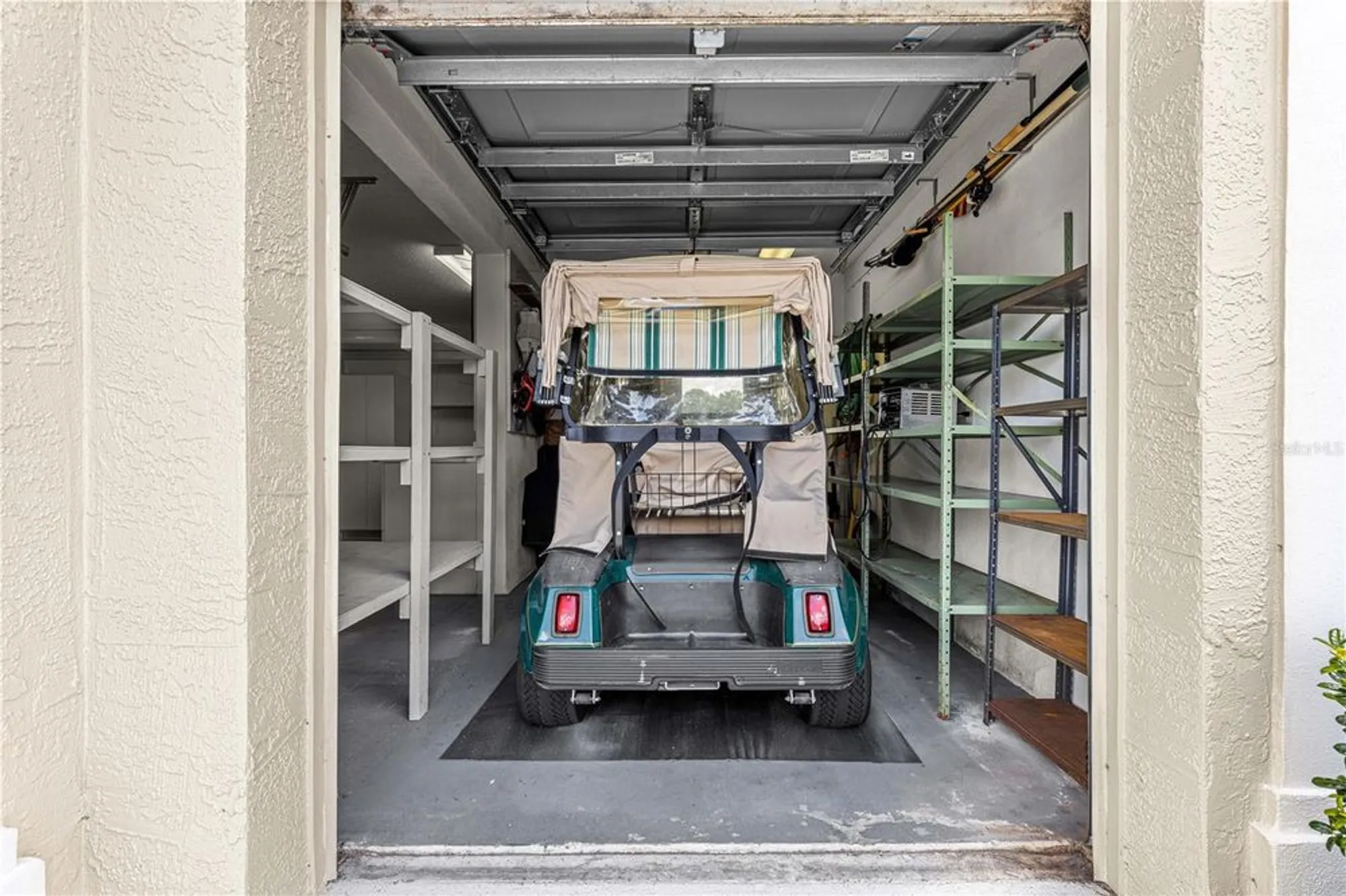 Property Slideshow image 33 of 50 | 5543 nw 25th loop, Ocala, FL, 34482