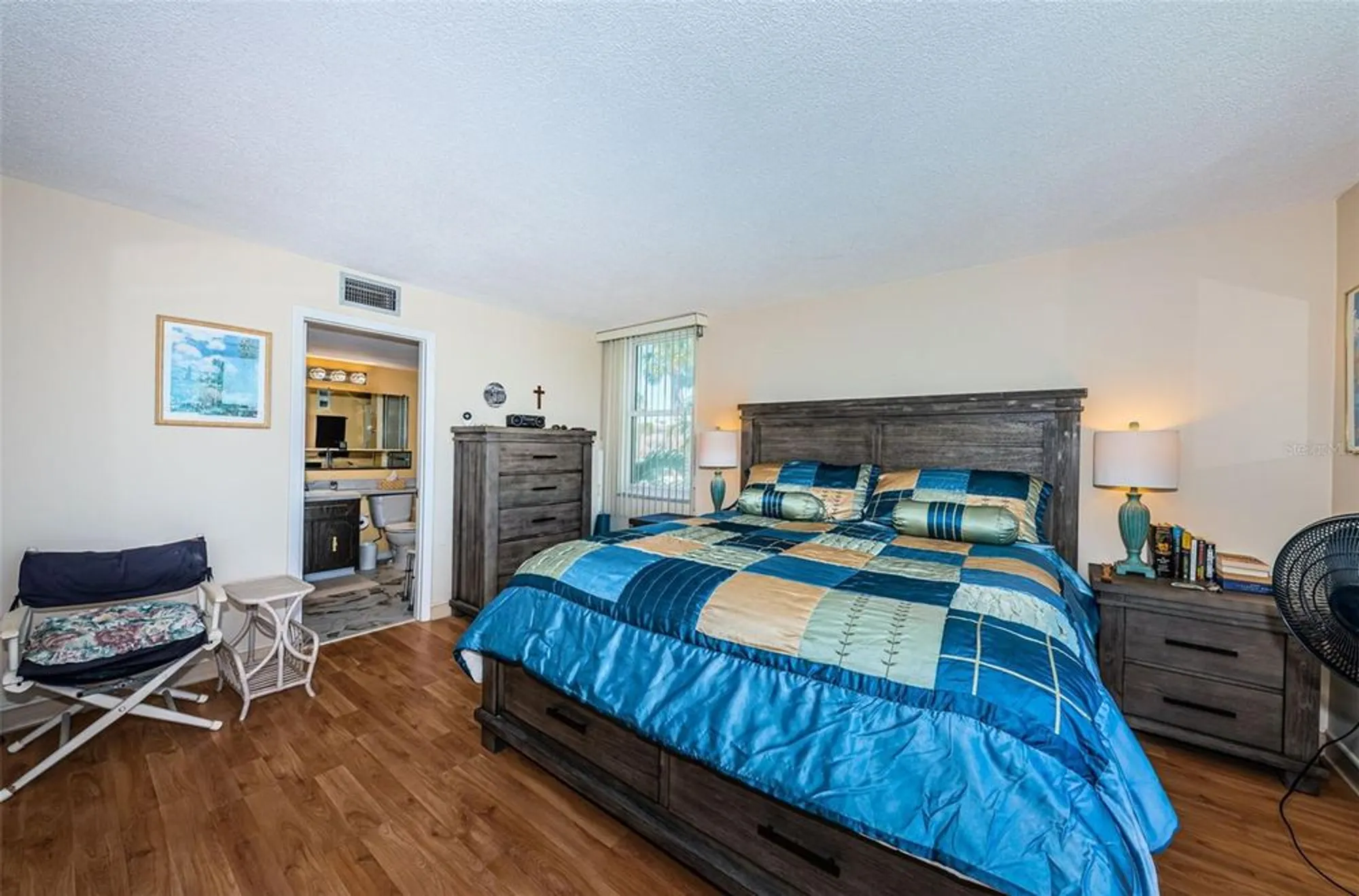 Property Slideshow image 15 of 32 | 7405 bay island dr 220, South Pasadena, FL, 33707