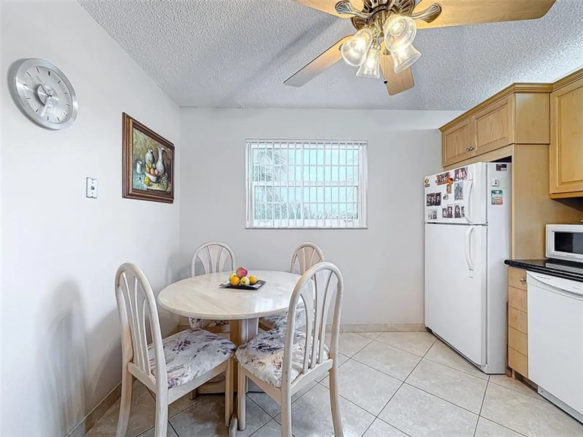 Property Slideshow image 12 of 62 | 4930 e sabal palm blvd 301, Tamarac, FL, 33319