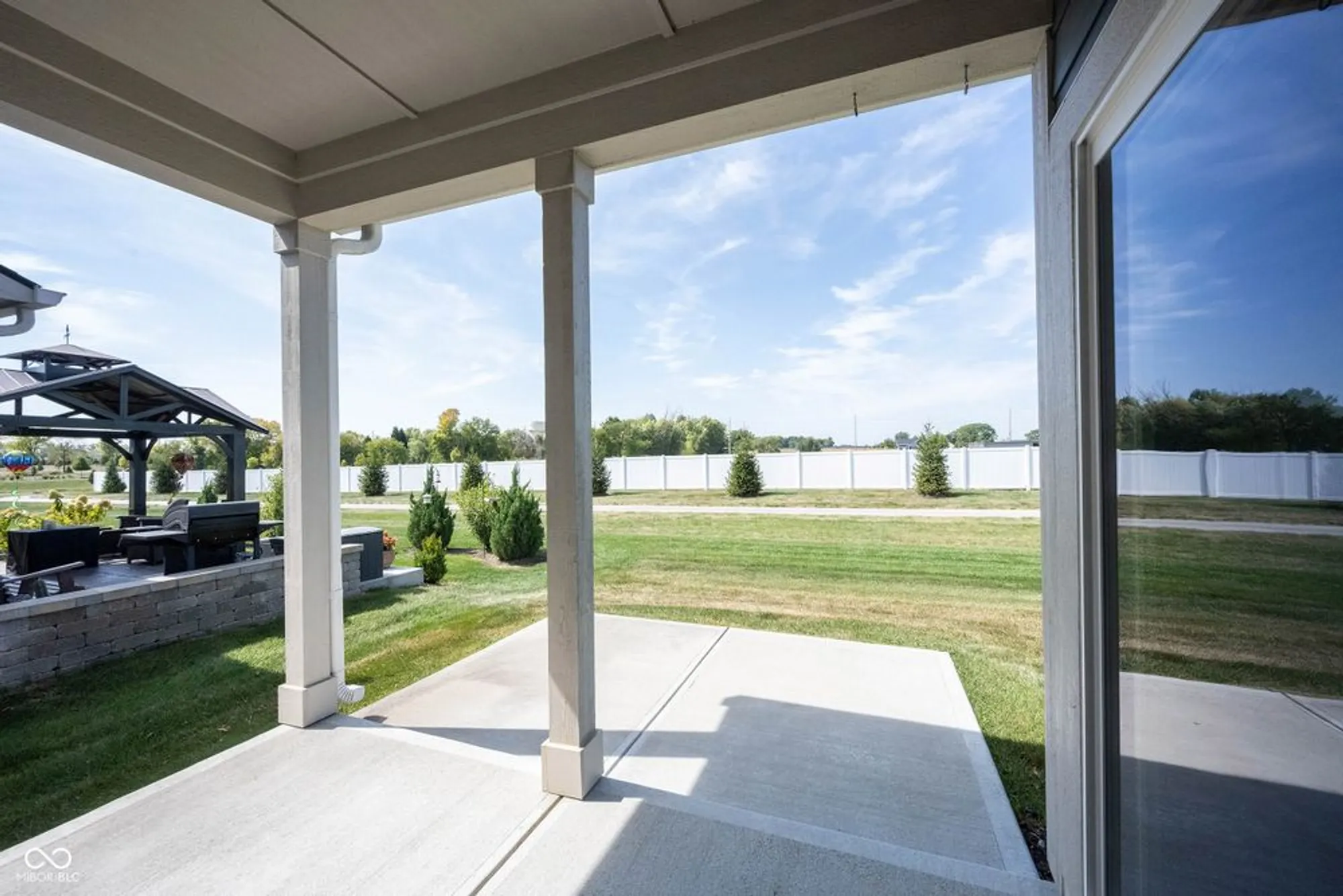 Property Slideshow image 10 of 69 | 19654 sumrall pl, Westfield, IN, 46074