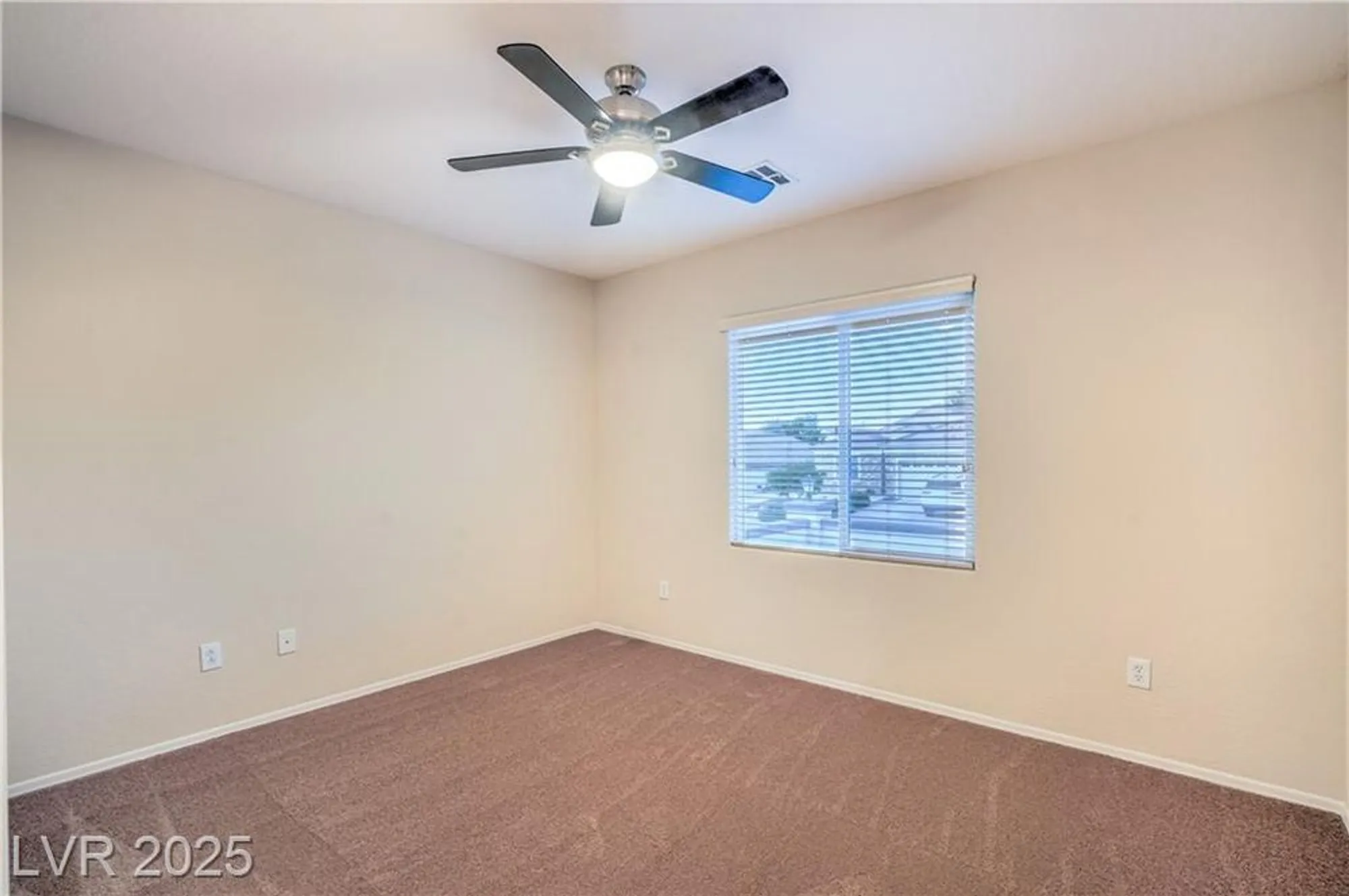 Property Slideshow image 22 of 62 | 2331 meteor shower st, Henderson, NV, 89044